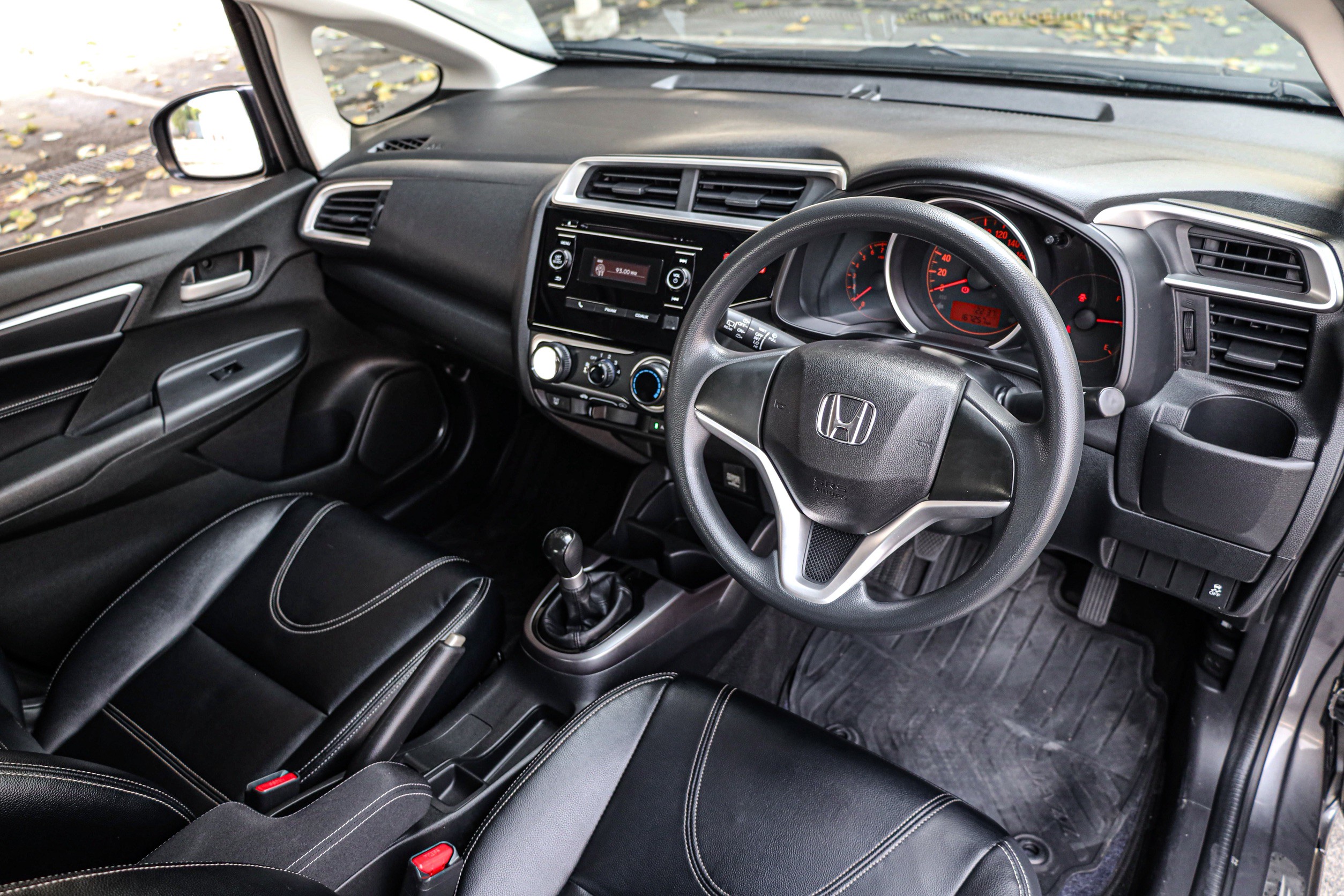 Honda Jazz GK S MT PF-รถบ้านมือสอง