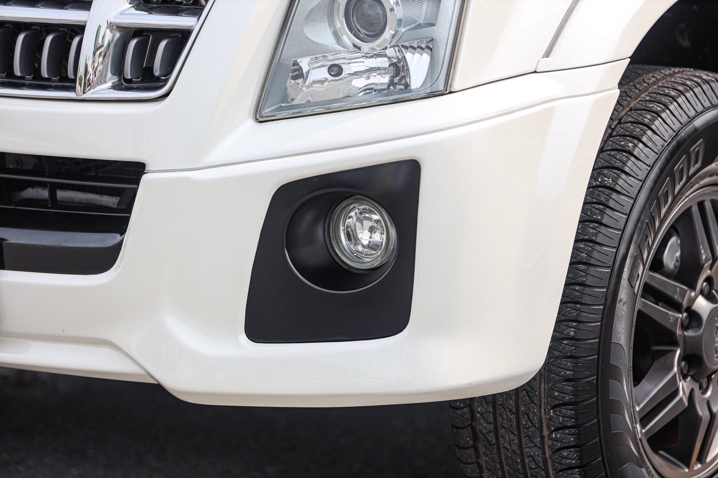 Isuzu Mu-7 3.0 Choiz PF-รถบ้านมือสอง