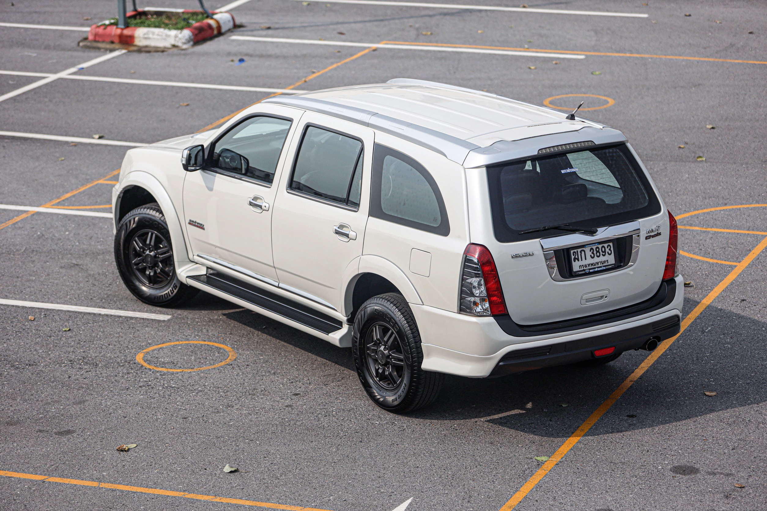 Isuzu Mu-7 3.0 Choiz PF-รถบ้านมือสอง