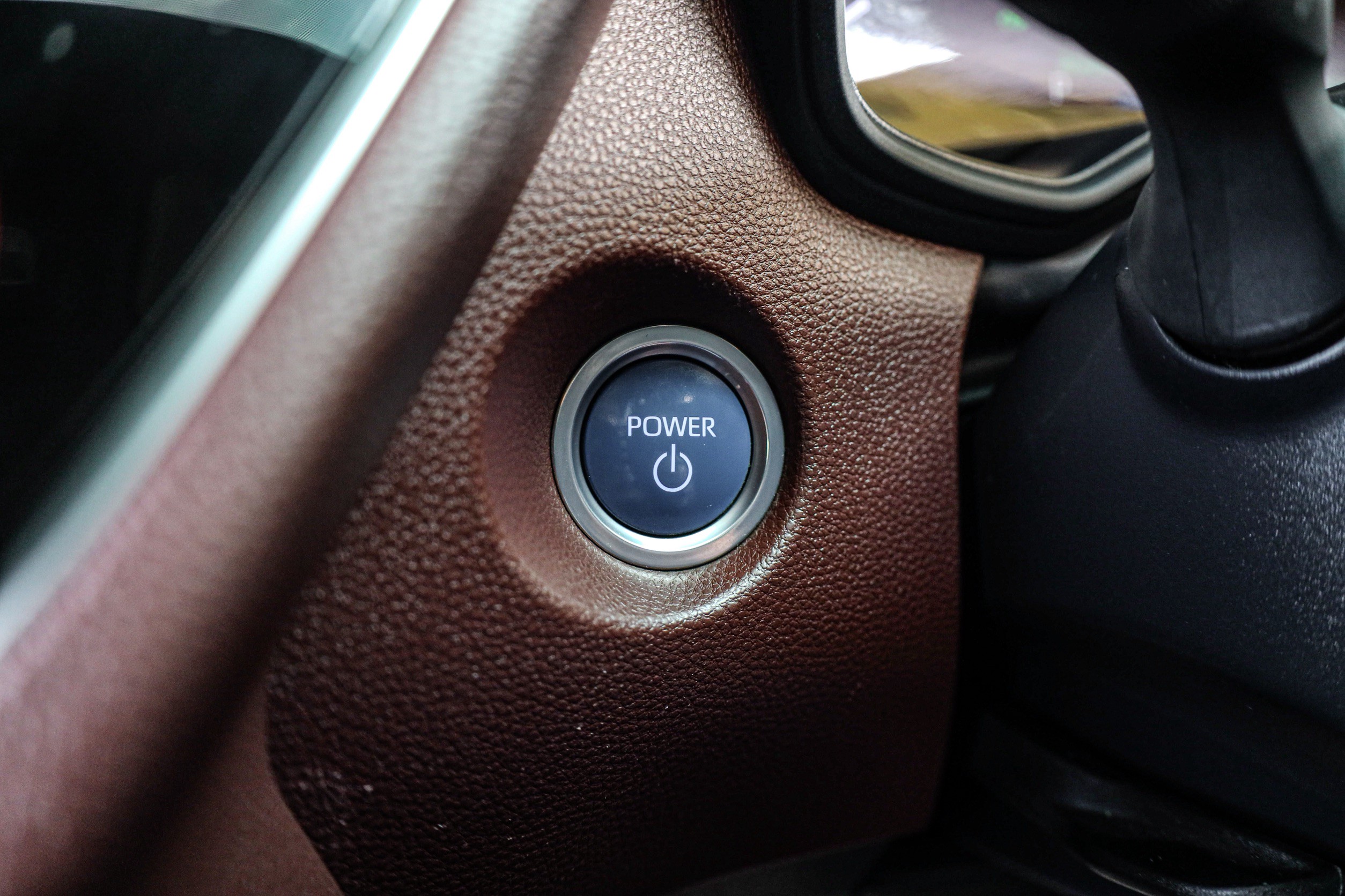 Toyota Corolla Cross 1.8 Hybrid Premium PF-รถบ้านมือสอง