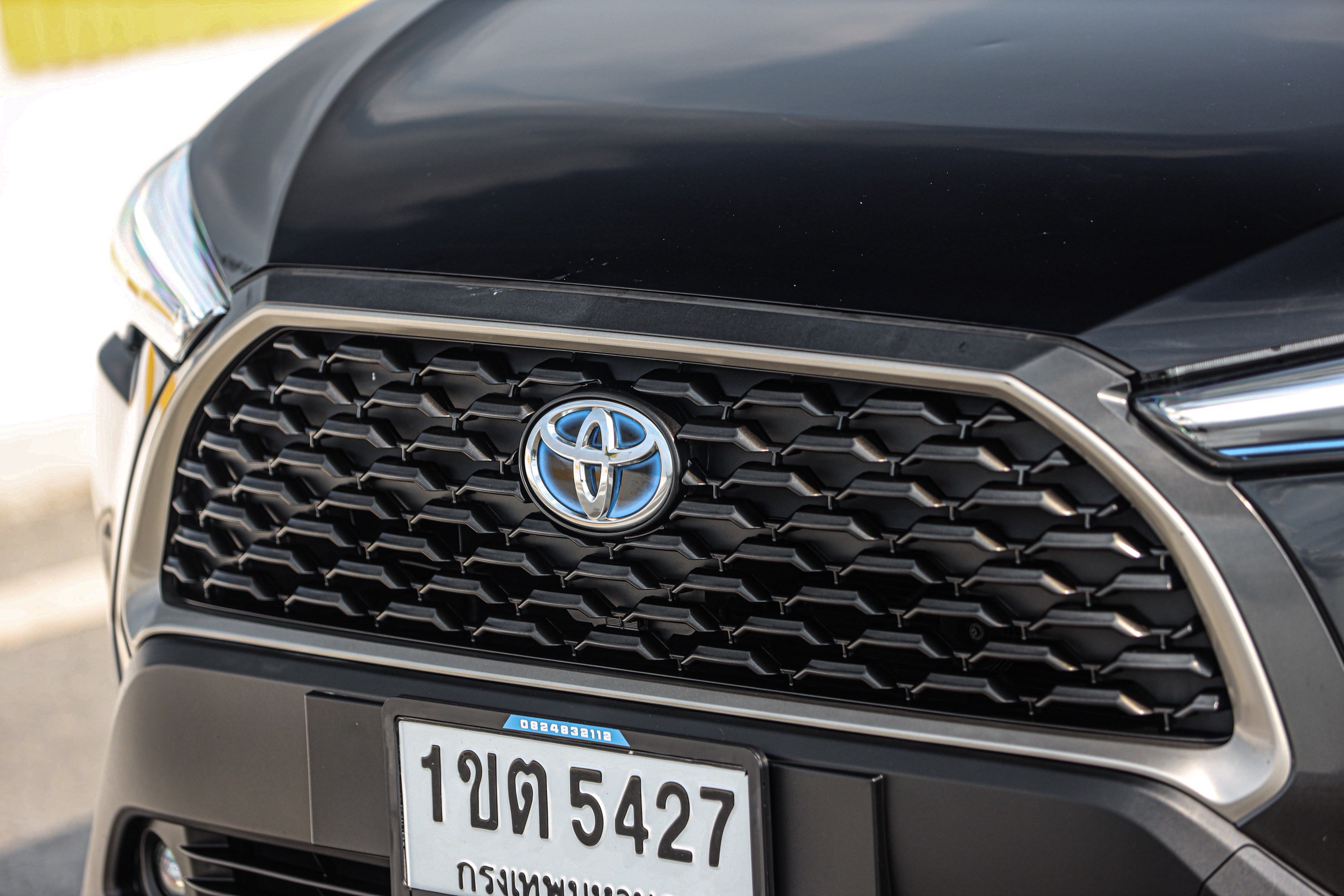 Toyota Corolla Cross 1.8 Hybrid Premium PF-รถบ้านมือสอง