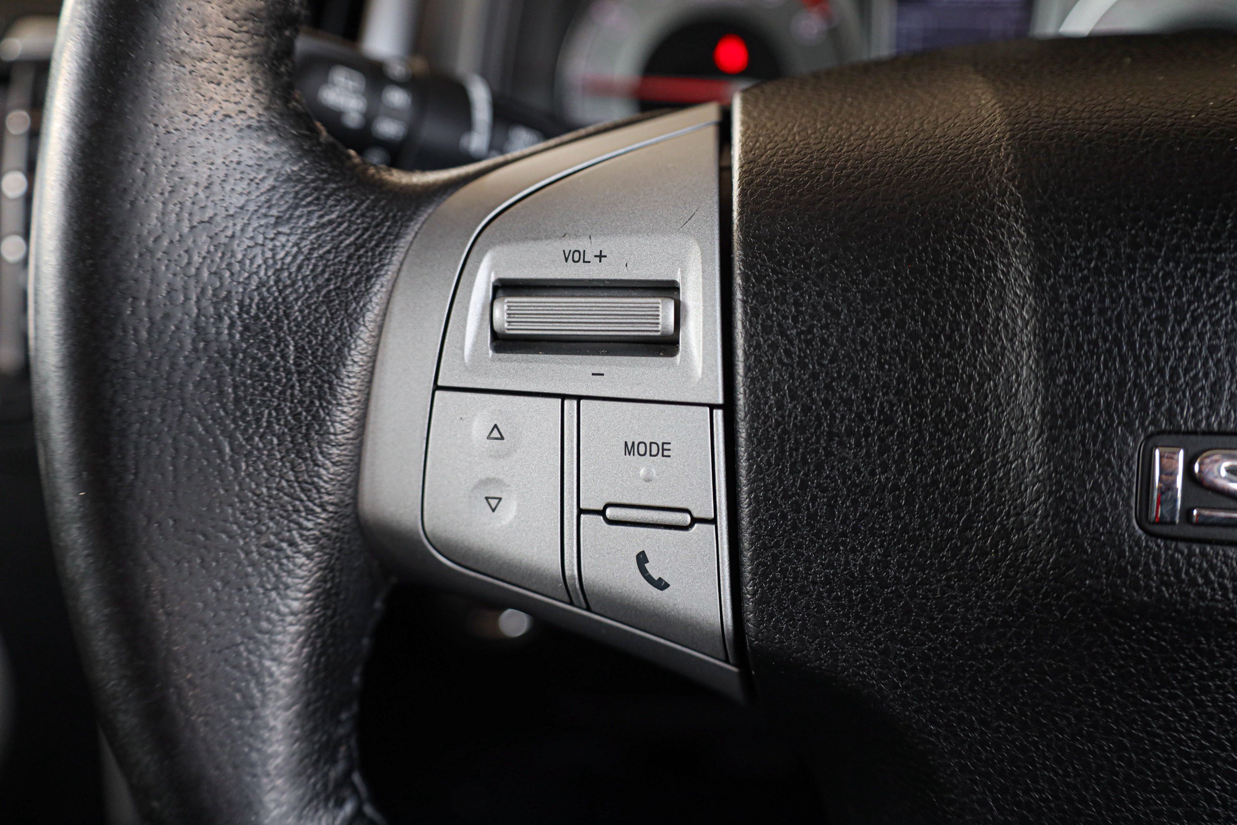 Isuzu Mu-x 2.5 MT PF-รถบ้านมือสอง