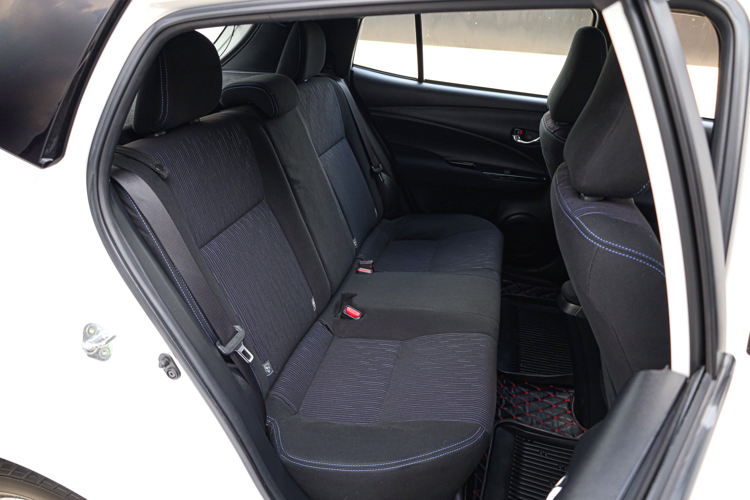 Toyota Yaris 1.2 G PF-รถบ้านมือสอง