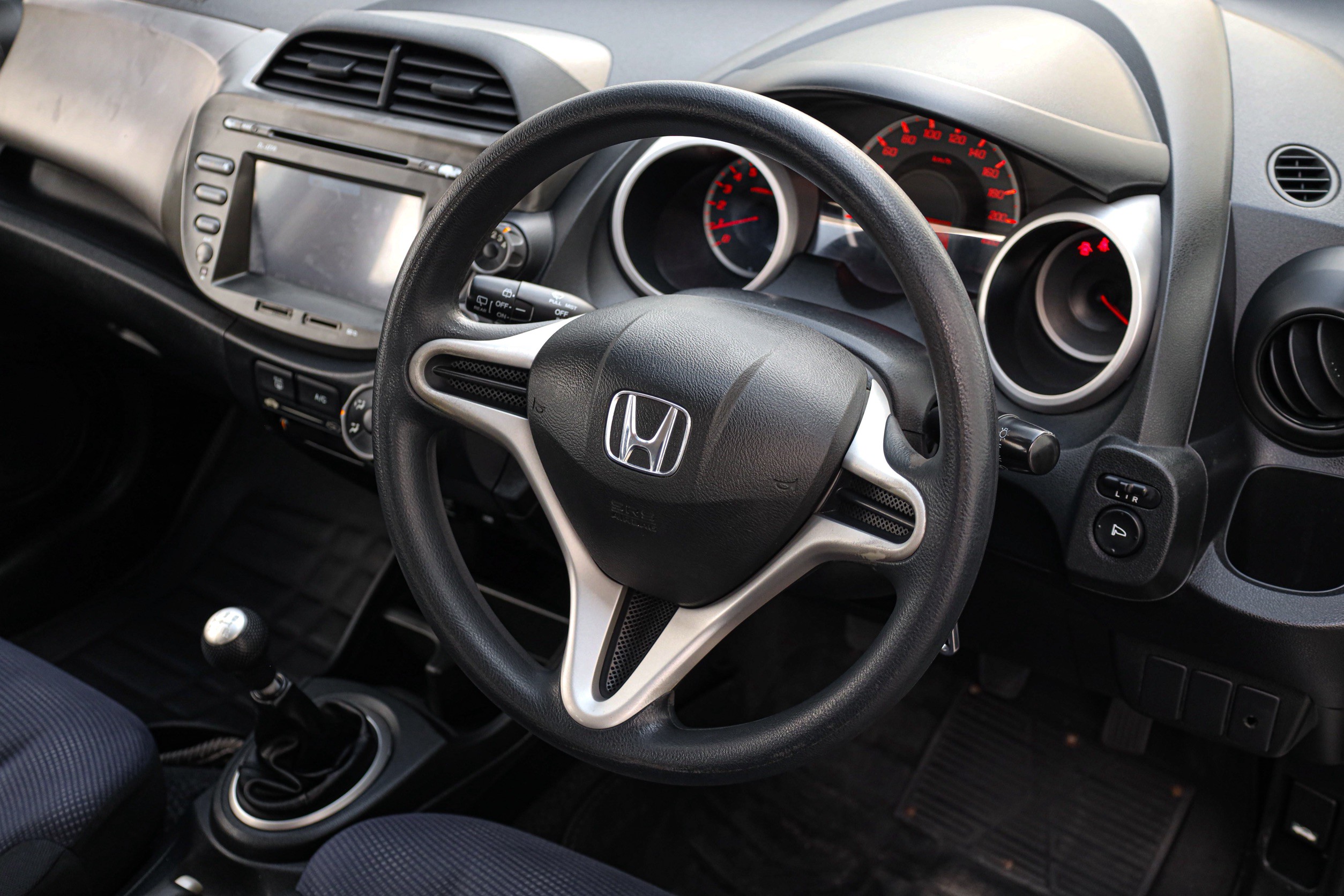 Honda Jazz Ge S MT PF-รถบ้านมือสอง
