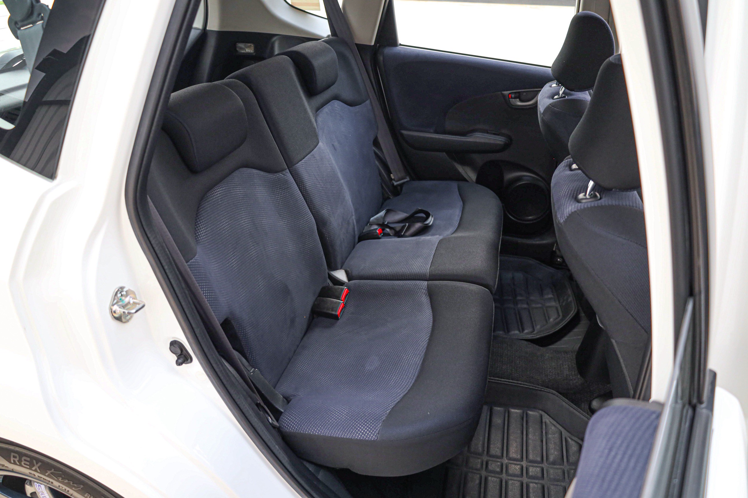 Honda Jazz Ge S MT PF-รถบ้านมือสอง
