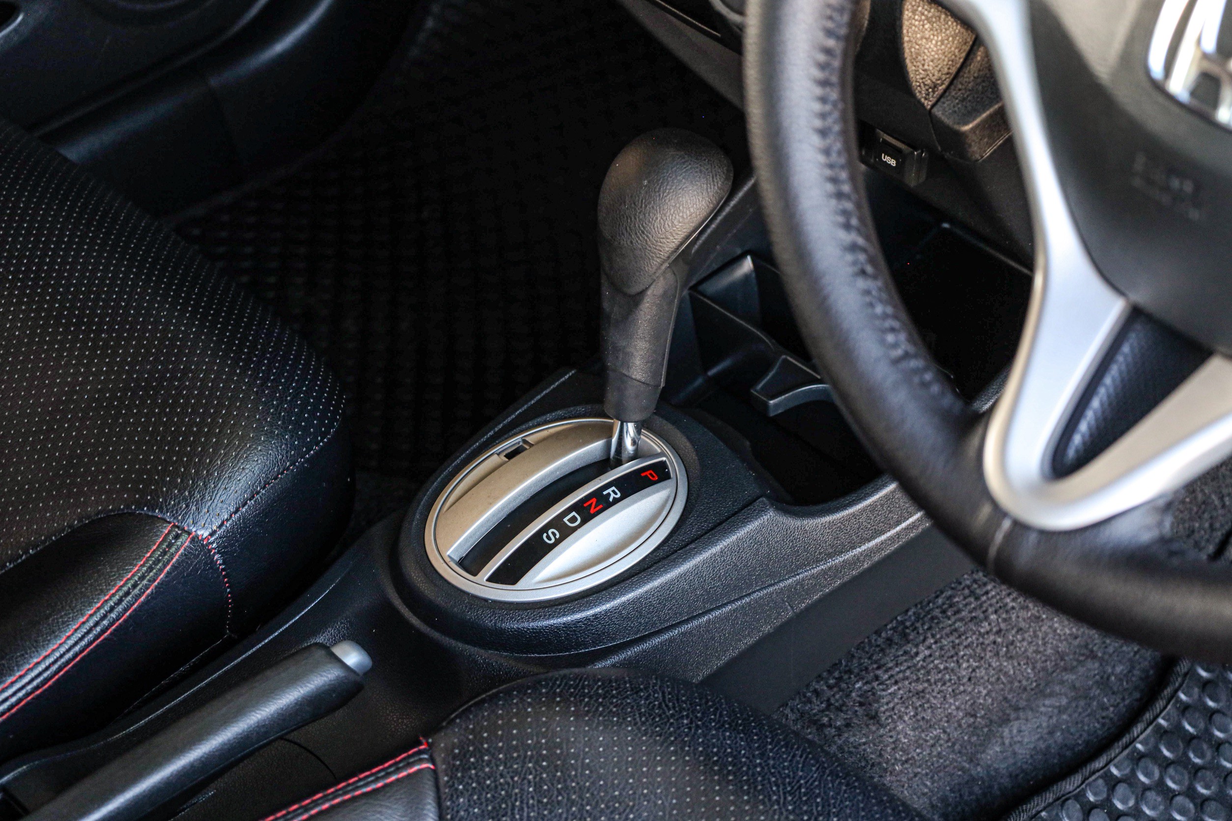 Honda Jazz Ge SV PF-รถบ้านมือสอง