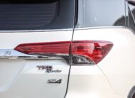 Toyota Fortuner 2.8 V 4WD PF-รถบ้านมือสอง