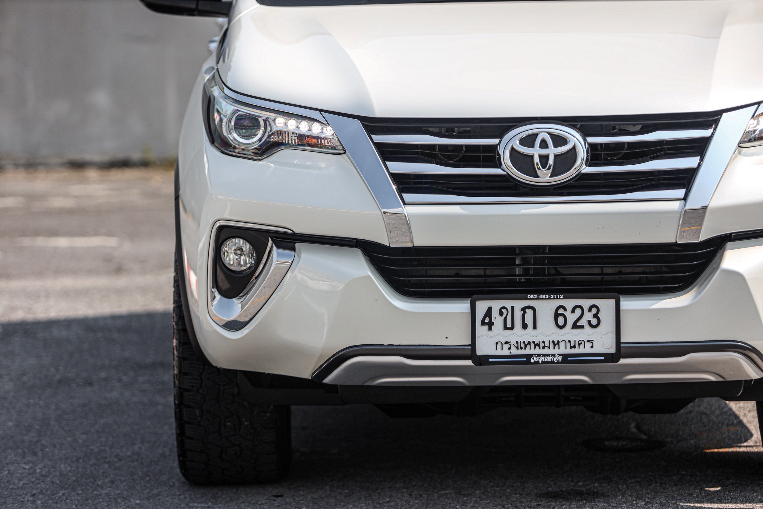 Toyota Fortuner 2.8 V 4WD PF-รถบ้านมือสอง