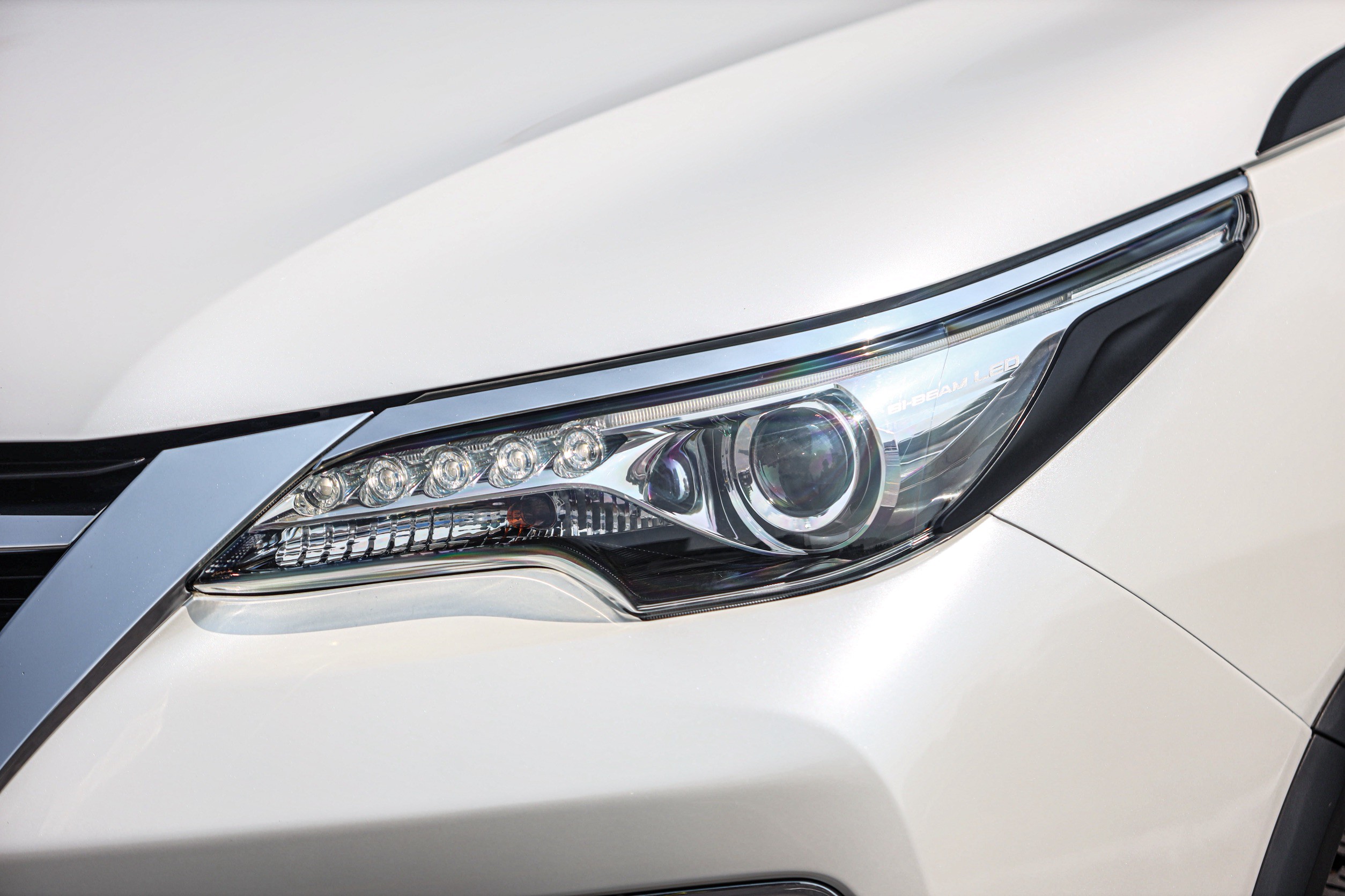 Toyota Fortuner 2.8 V 4WD PF-รถบ้านมือสอง