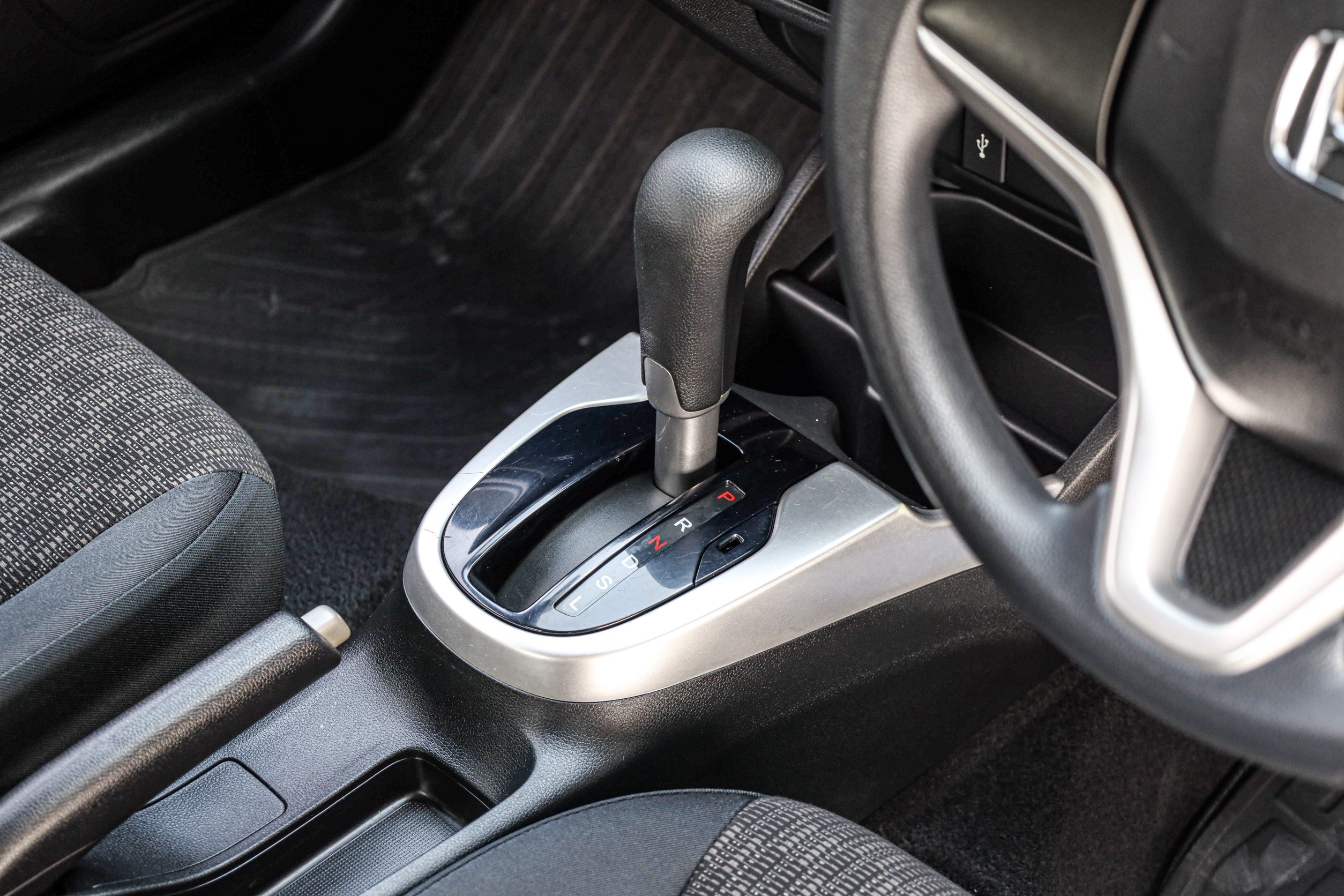 Honda Jazz GK S PF-รถบ้านมือสอง