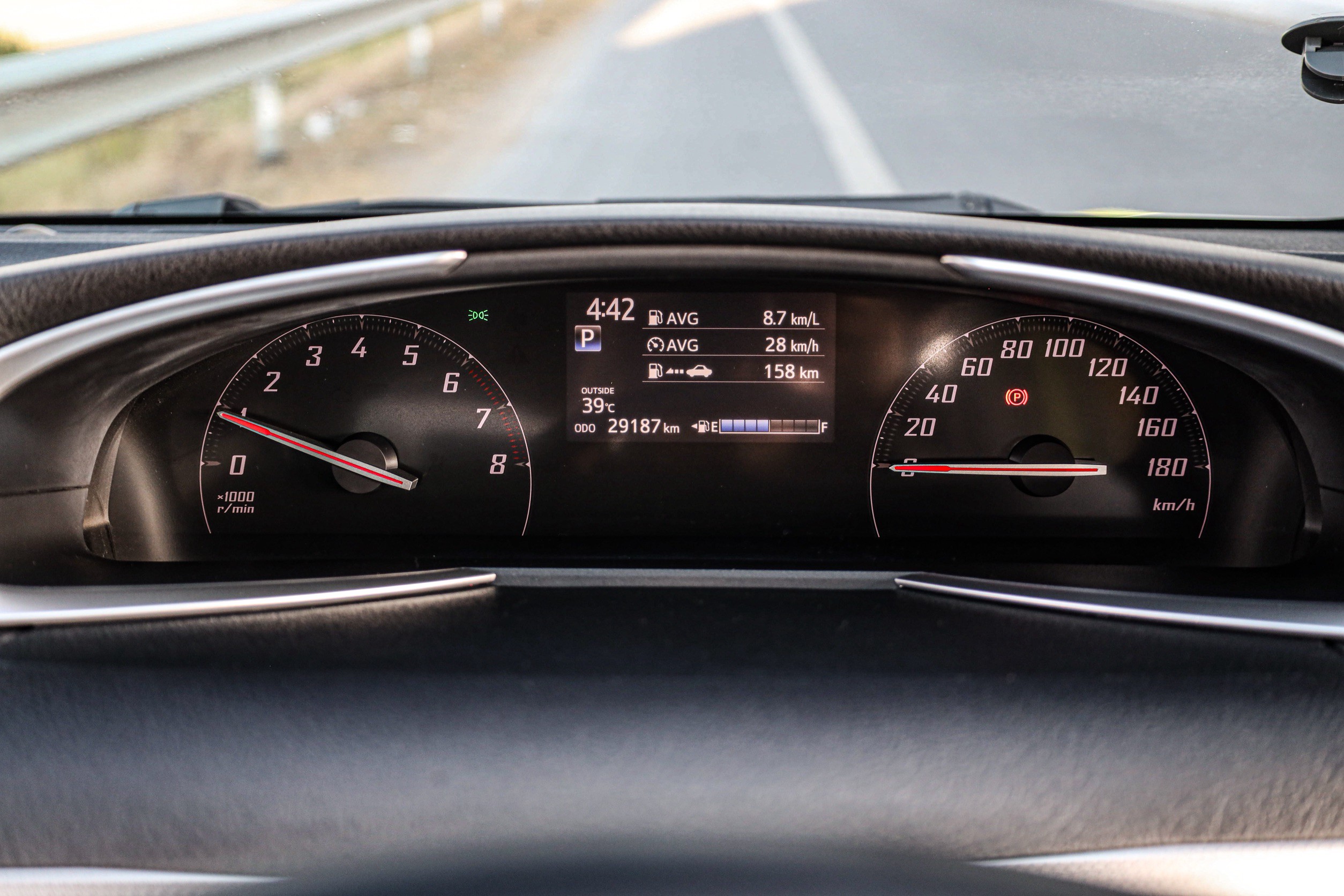 Toyota Sienta 1.5 V PF-รถบ้านมือสอง