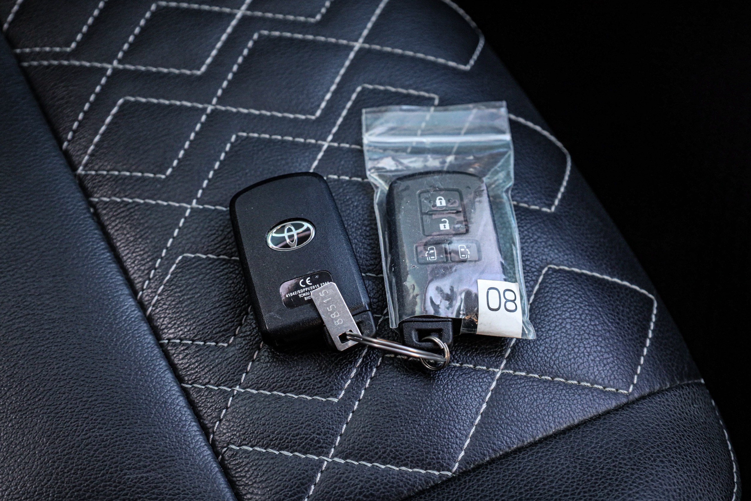 Toyota Sienta 1.5 V PF-รถบ้านมือสอง