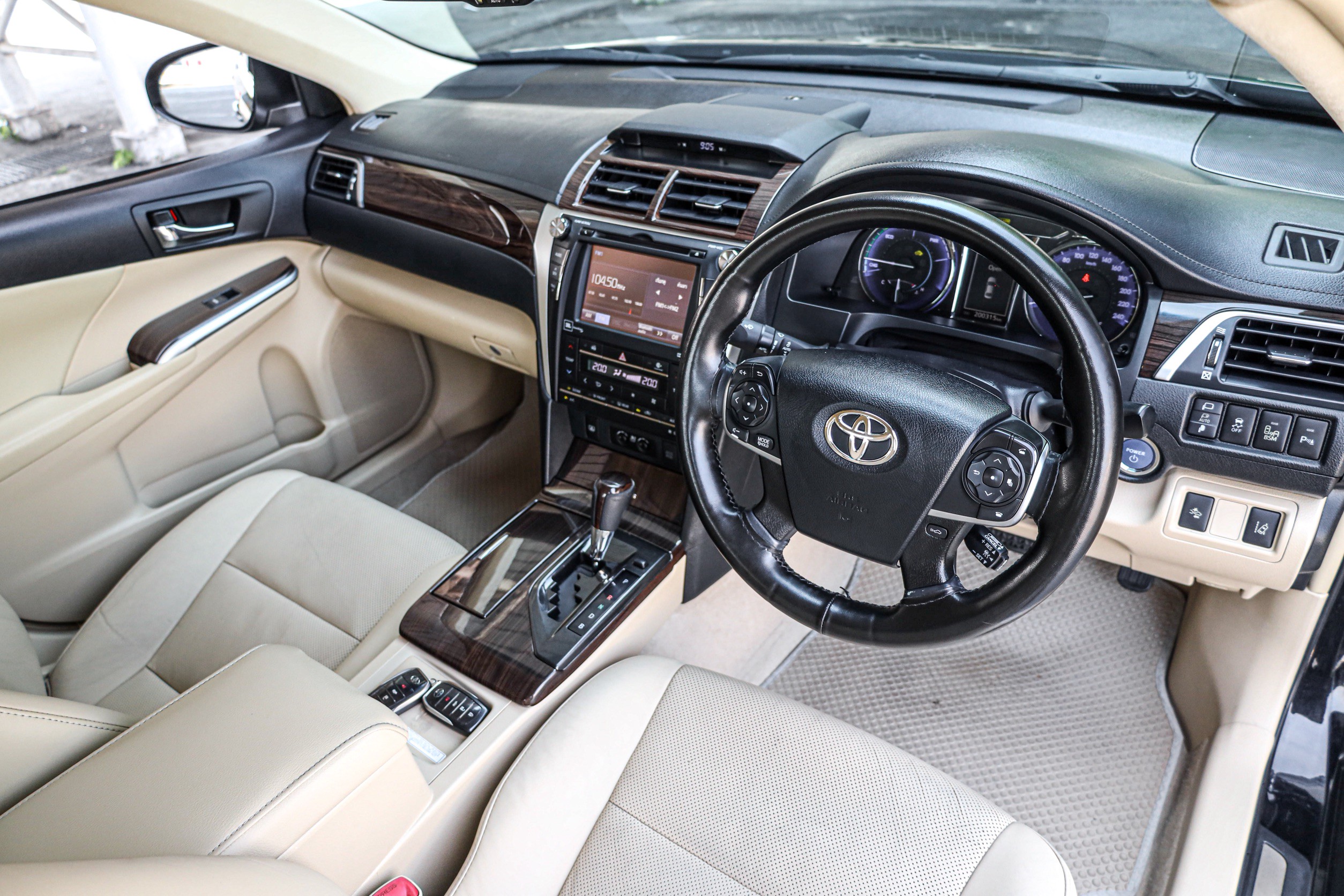 Toyota Camry 2.5 Hybrid PF-รถบ้านมือสอง