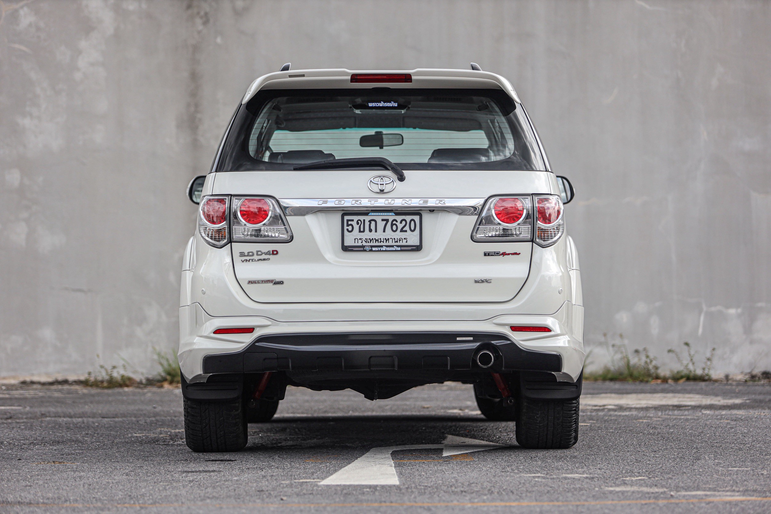 Toyota Fortuner 3.0 4WD TRD PF-รถบ้านมือสอง