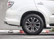 Toyota Fortuner 3.0 4WD TRD PF-รถบ้านมือสอง