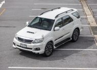 Toyota Fortuner 3.0 4WD TRD PF-รถบ้านมือสอง