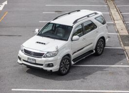 Toyota Fortuner 3.0 4WD TRD PF-รถบ้านมือสอง