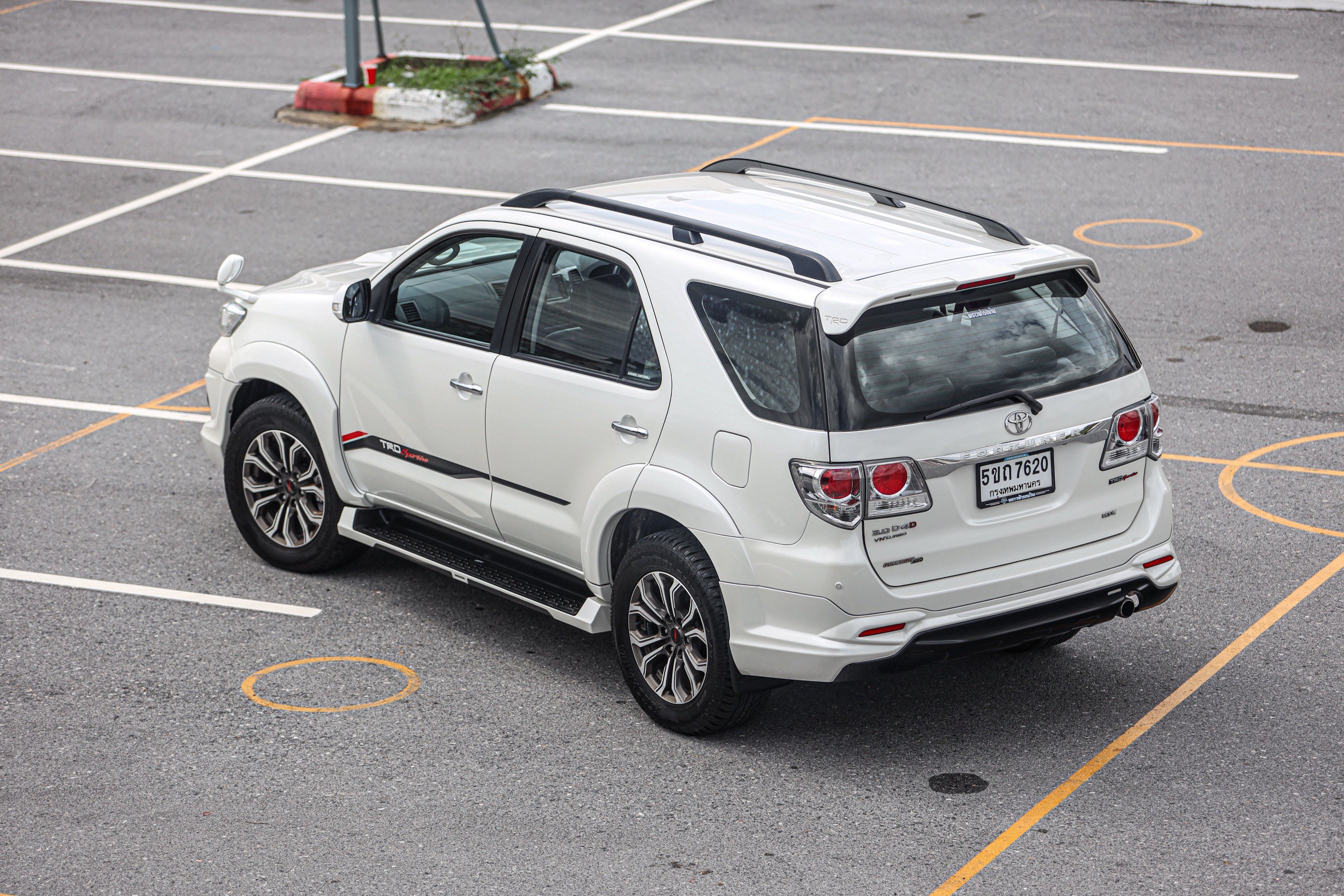 Toyota Fortuner 3.0 4WD TRD 2014