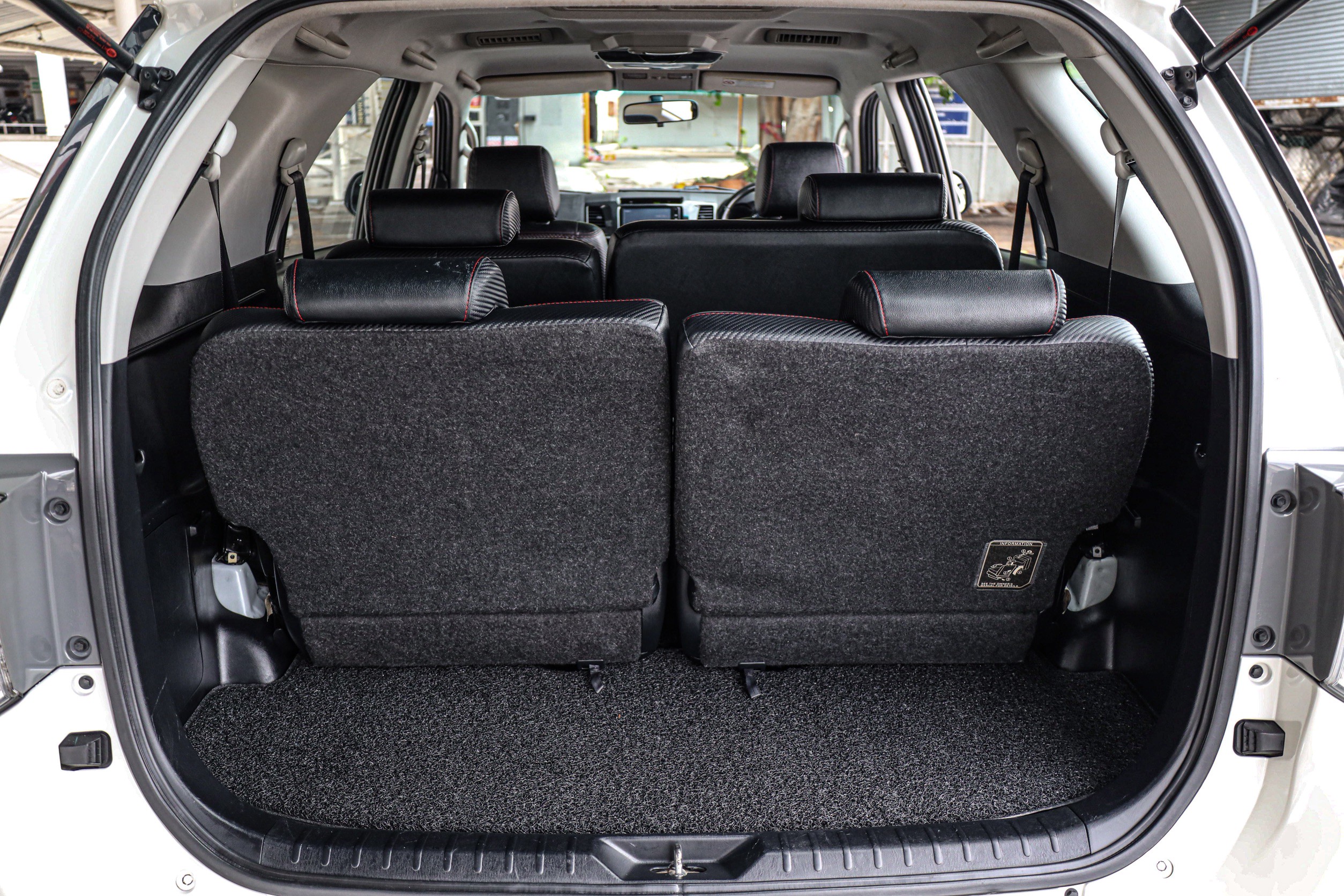 Toyota Fortuner 3.0 4WD TRD 2014