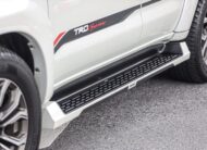 Toyota Fortuner 3.0 4WD TRD PF-รถบ้านมือสอง