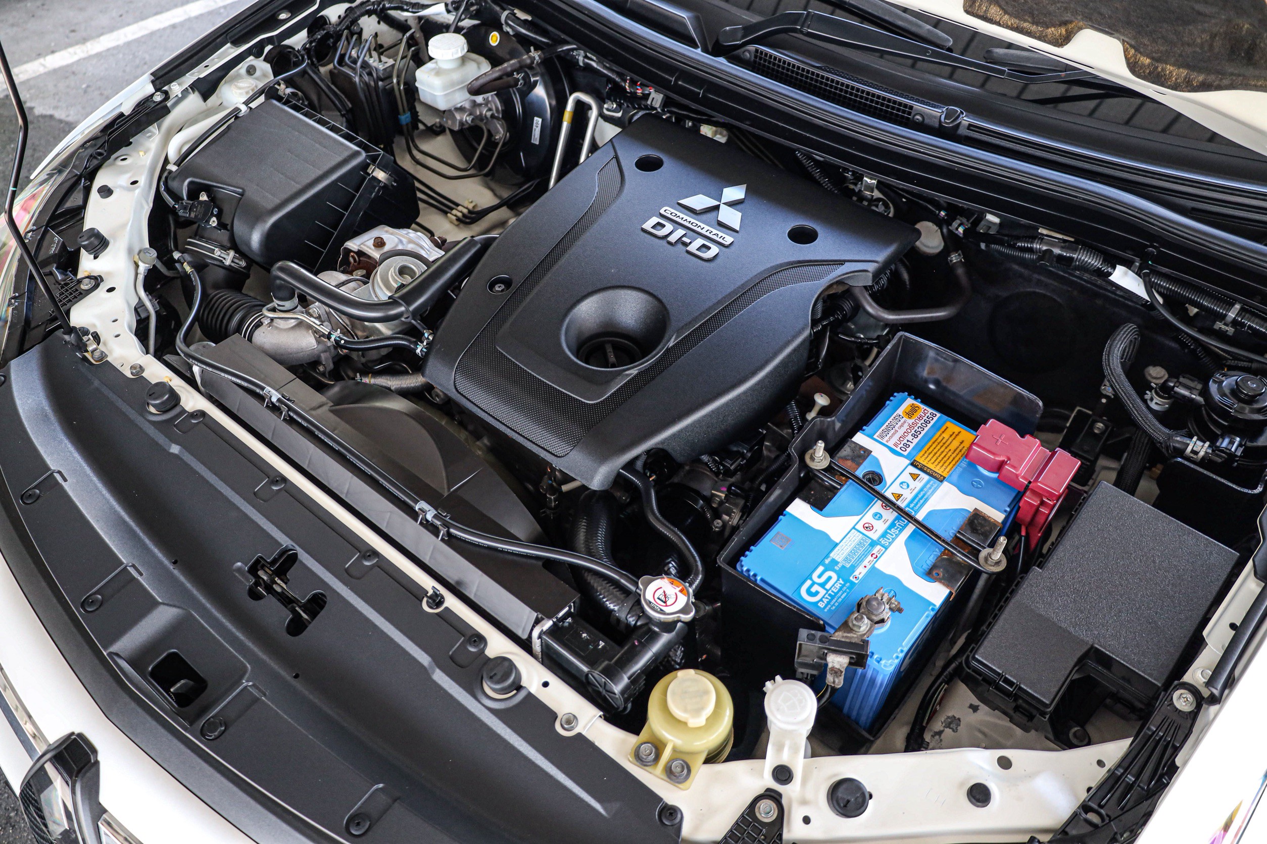 Mitsubishi Pajero Sport 2.4 GT Premium 4WD AT PF-รถบ้านมือสอง