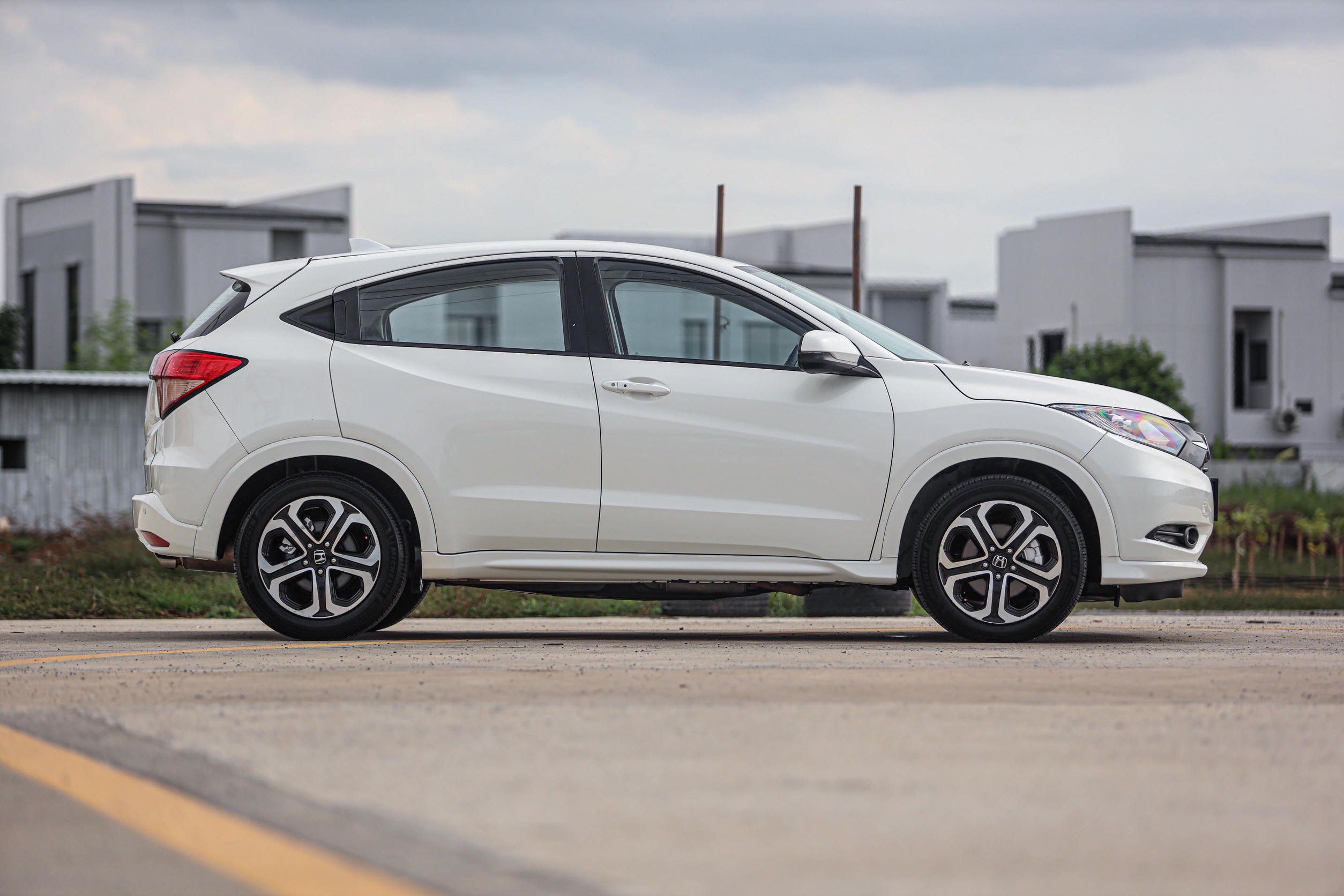 Honda HR-V E Limited PF-รถบ้านมือสอง