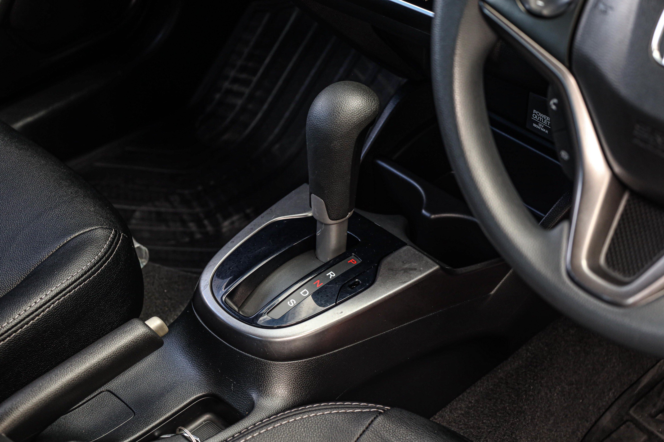 Honda Jazz GK RS PF-รถบ้านมือสอง