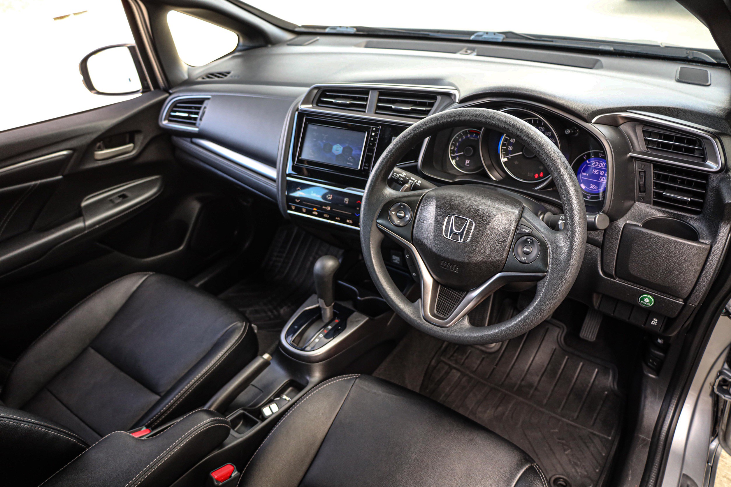Honda Jazz GK RS PF-รถบ้านมือสอง