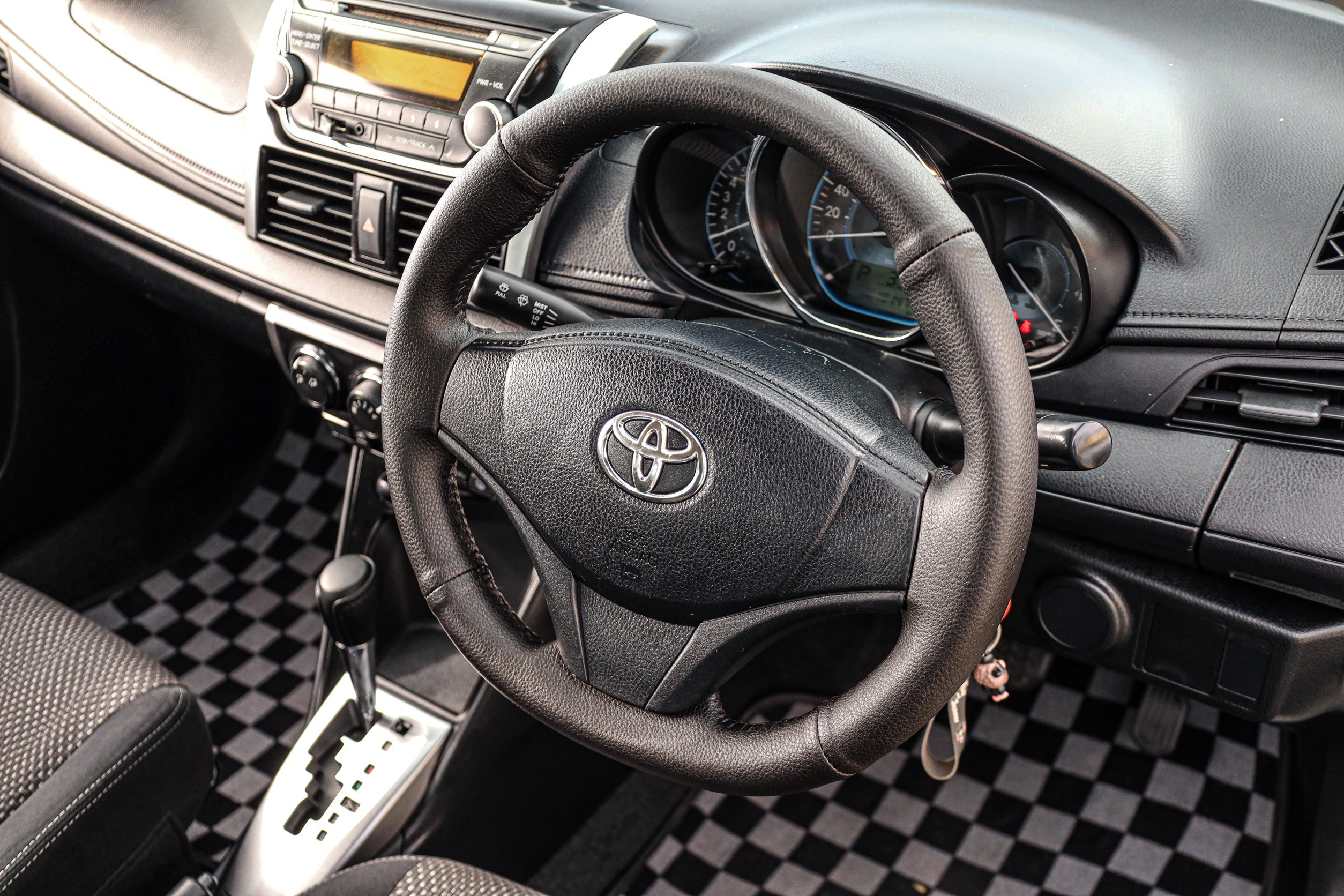Toyota Vios G3 J AT PF-รถบ้านมือสอง