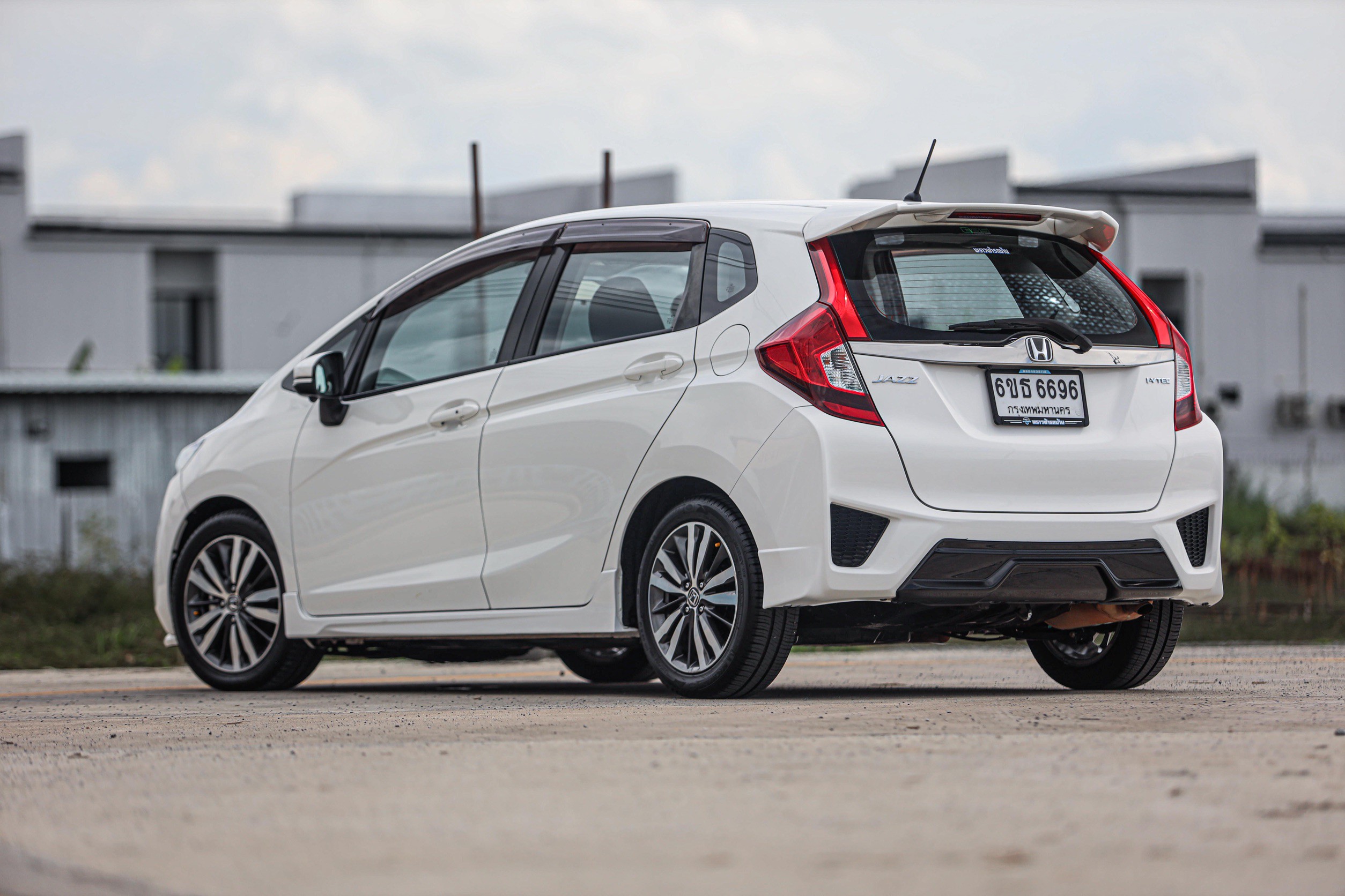 Honda Jazz GK SV PF-รถบ้านมือสอง
