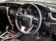 Toyota Fortuner 2.4 V 2WD PF-รถบ้านมือสอง