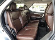 Toyota Fortuner 2.4 V 2WD PF-รถบ้านมือสอง