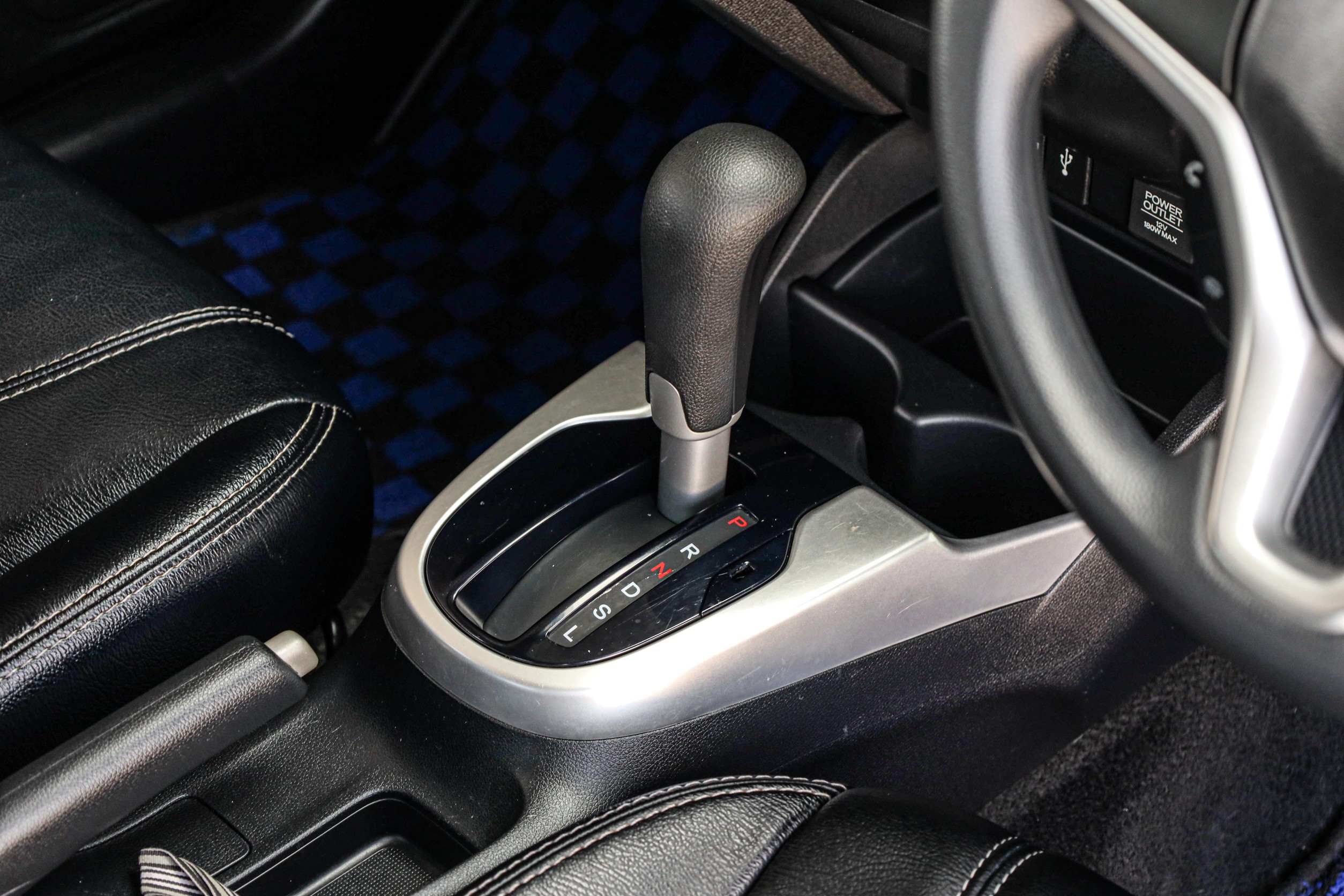 Honda Jazz GK V+ PF-รถบ้านมือสอง