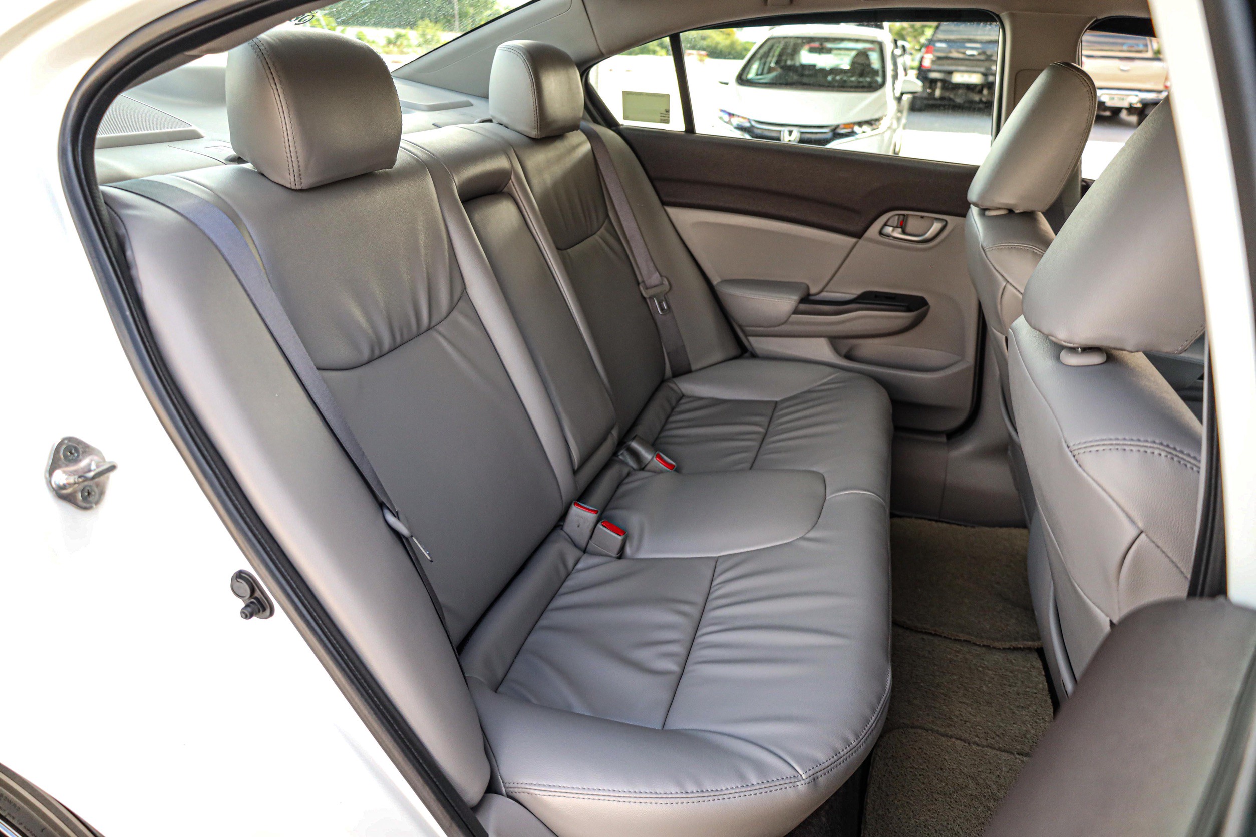 Honda Civic FB 1.8 S PF-รถบ้านมือสอง