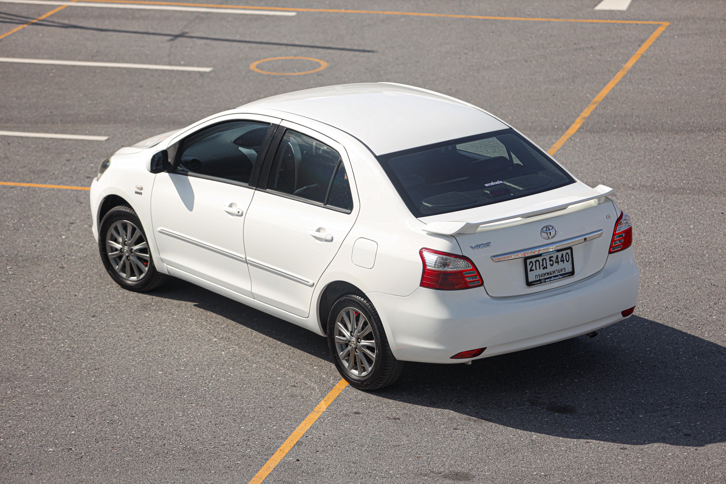 Toyota Vios E PF-รถบ้านมือสอง