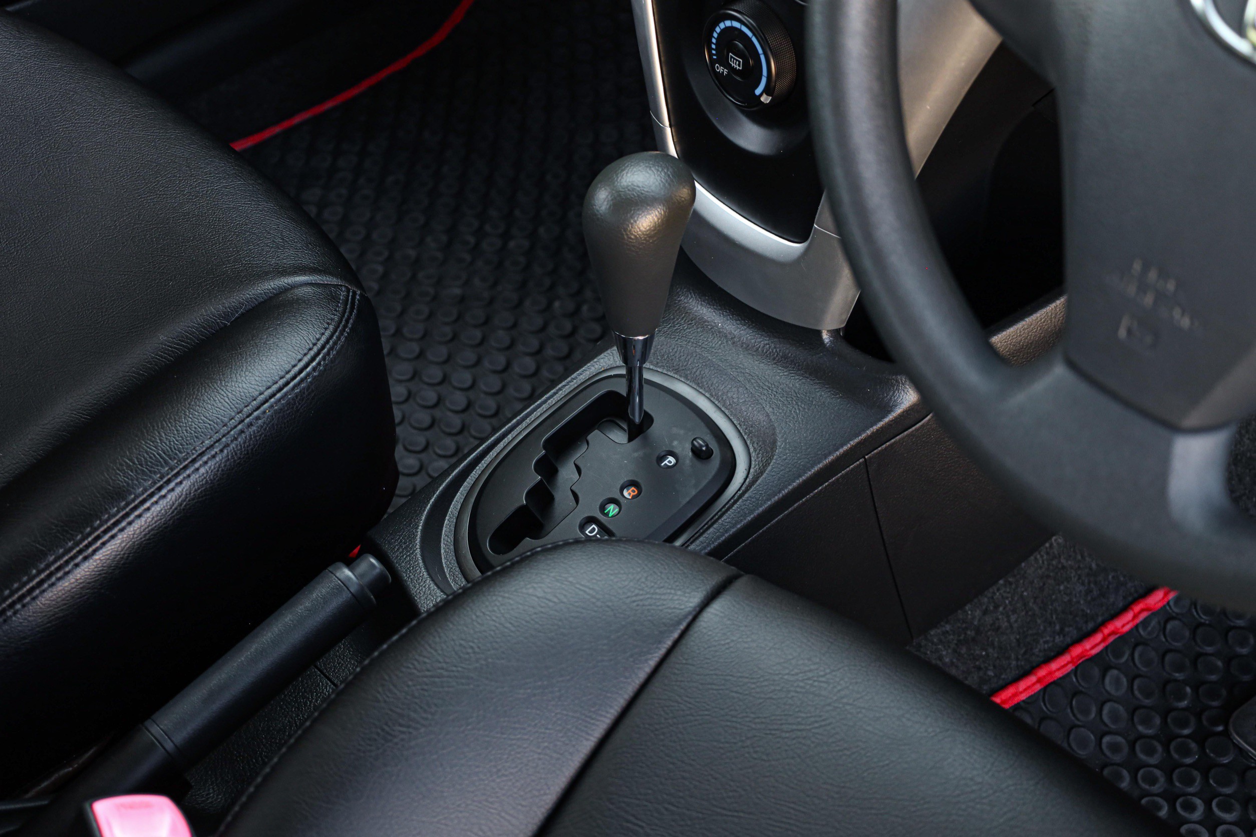 Toyota Vios E PF-รถบ้านมือสอง