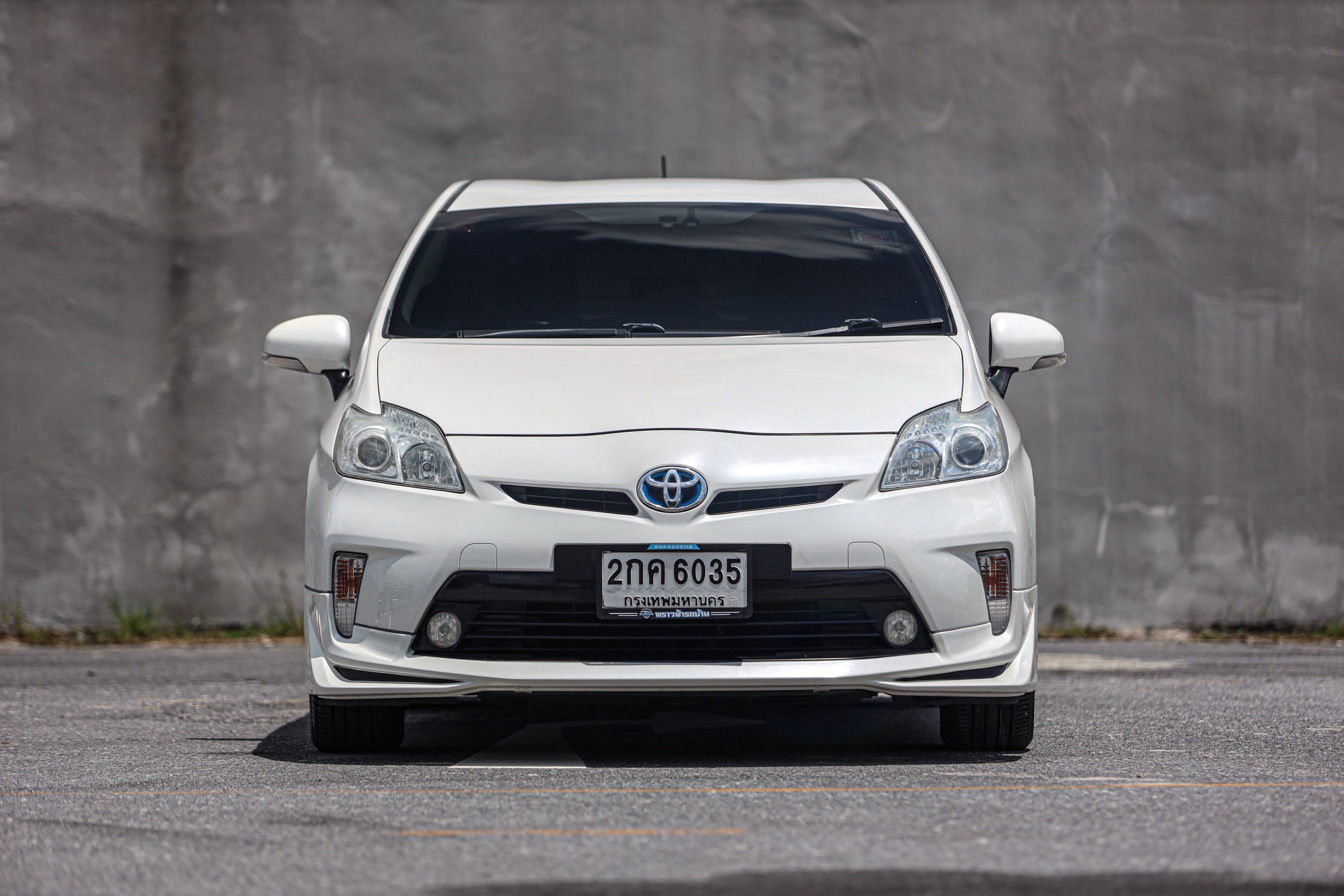 Toyota Prius 1.8 Hybrid TRD Sportivo PF-รถบ้านมือสอง