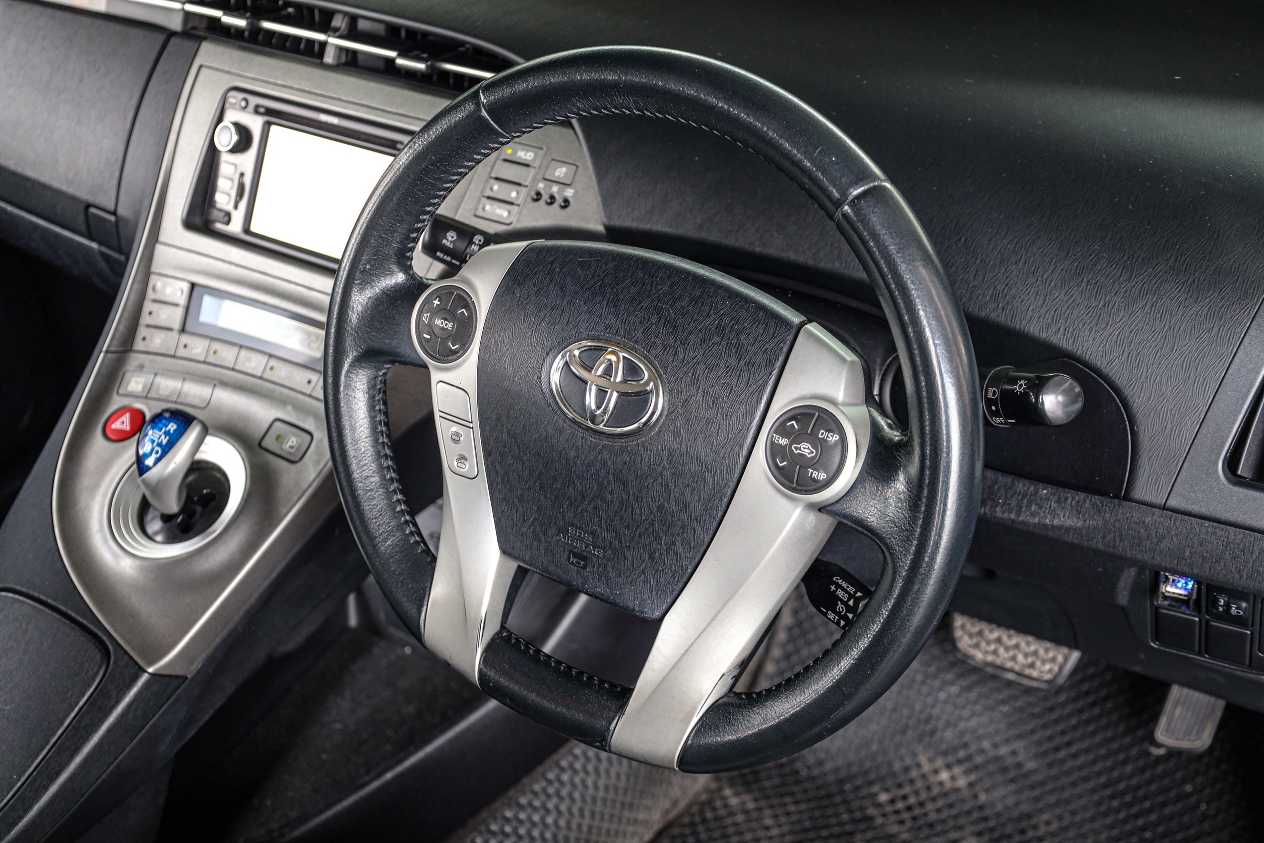 Toyota Prius 1.8 Hybrid TRD Sportivo PF-รถบ้านมือสอง