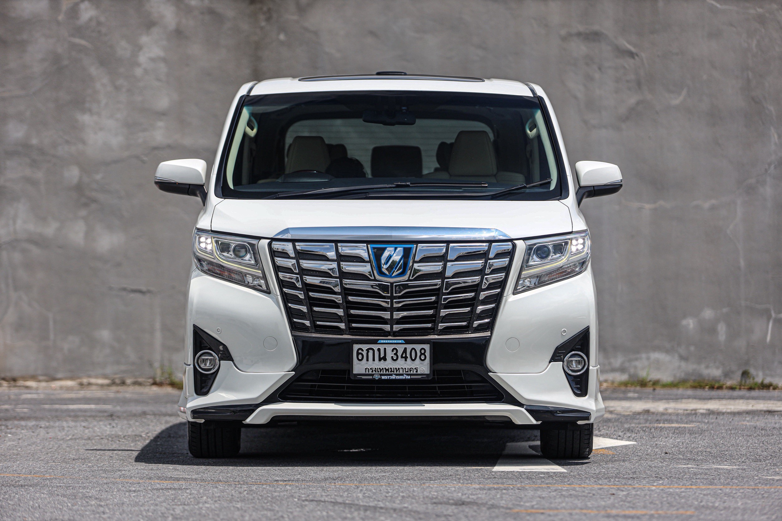 Toyota Alphard Hybrid SR C-Package E-Four PF-รถบ้านมือสอง