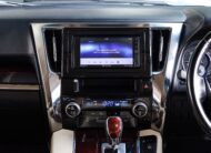 Toyota Alphard Hybrid SR C-Package E-Four PF-รถบ้านมือสอง
