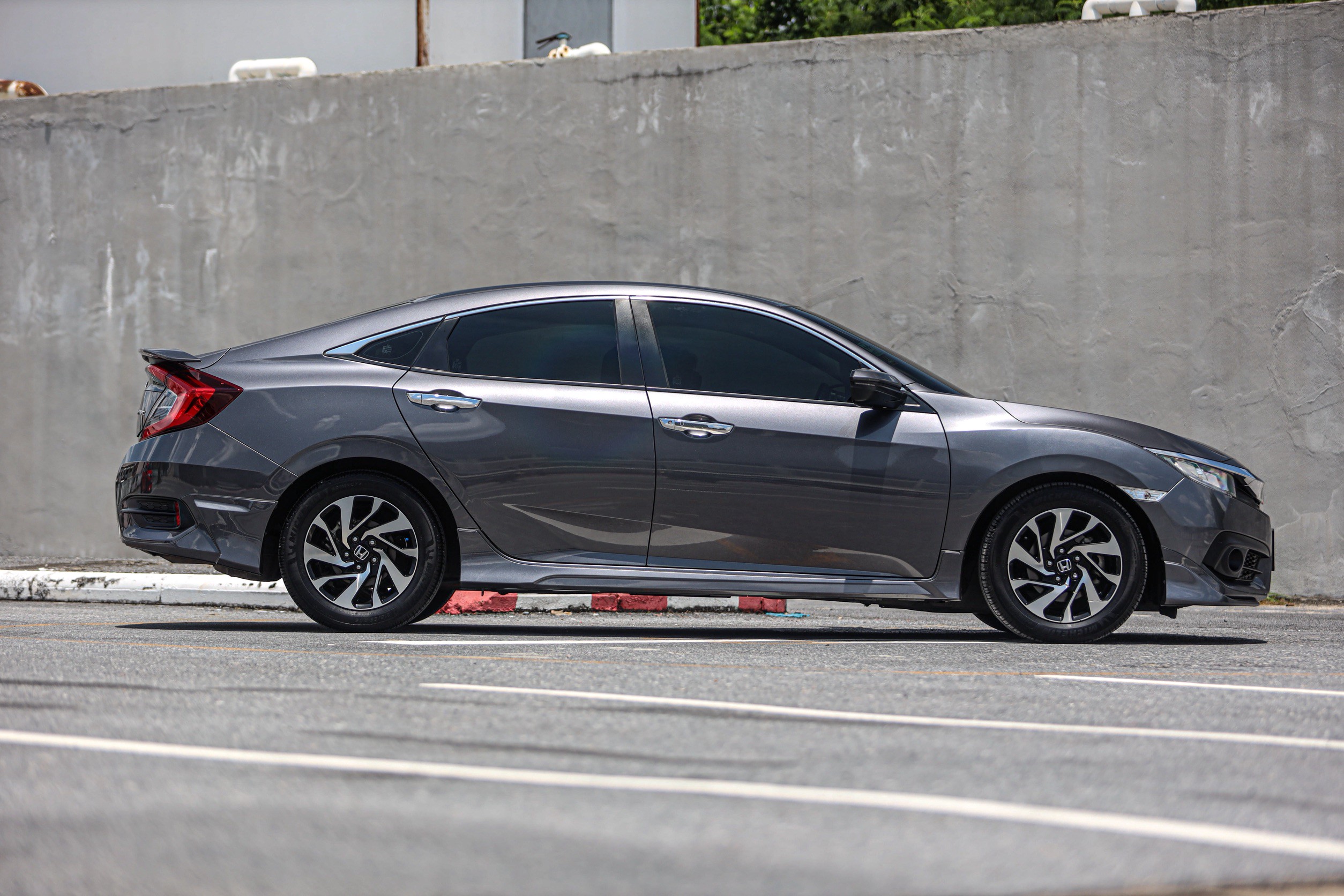 Honda Civic Fc 1.8 EL PF-รถบ้านมือสอง