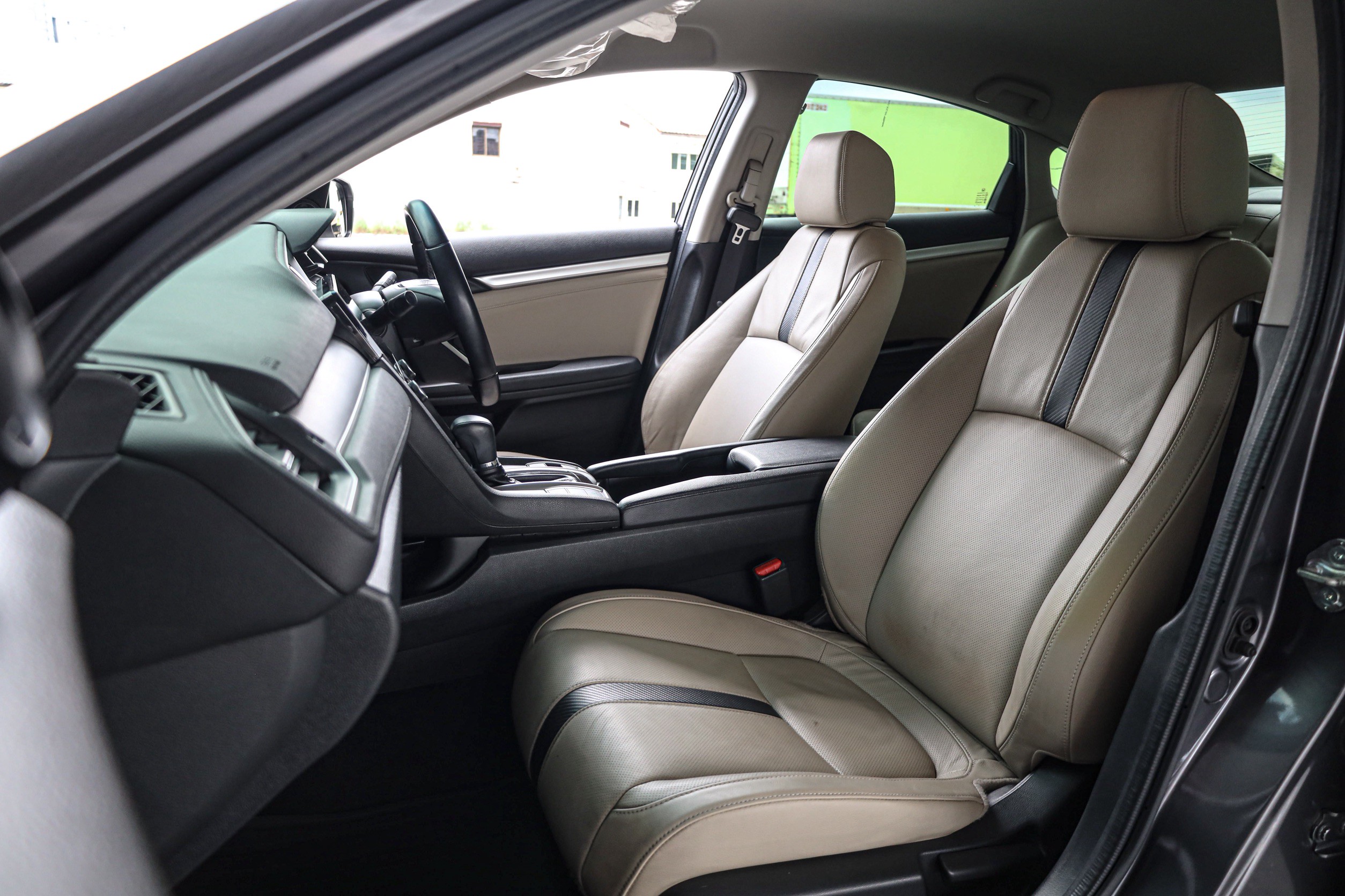 Honda Civic Fc 1.8 EL PF-รถบ้านมือสอง
