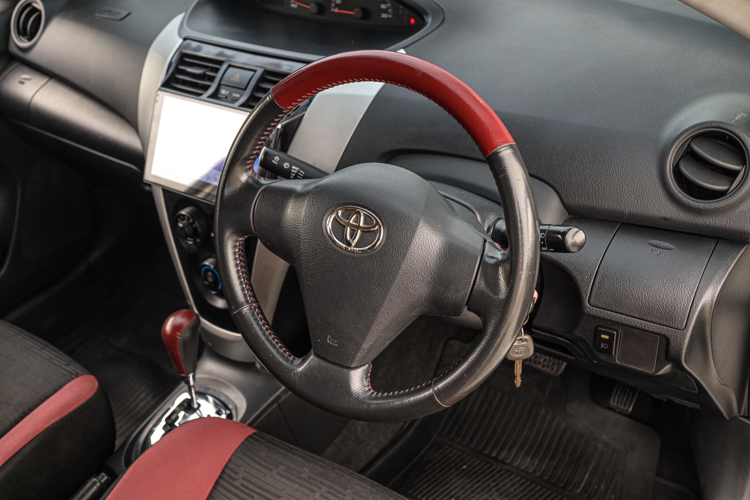 Toyota Vios TRD PF-รถบ้านมือสอง