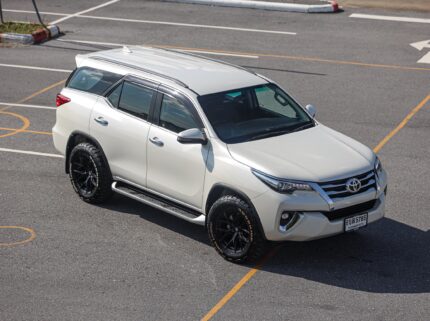 Toyota Fortuner 2.4 V 2WD PF-รถบ้านมือสอง