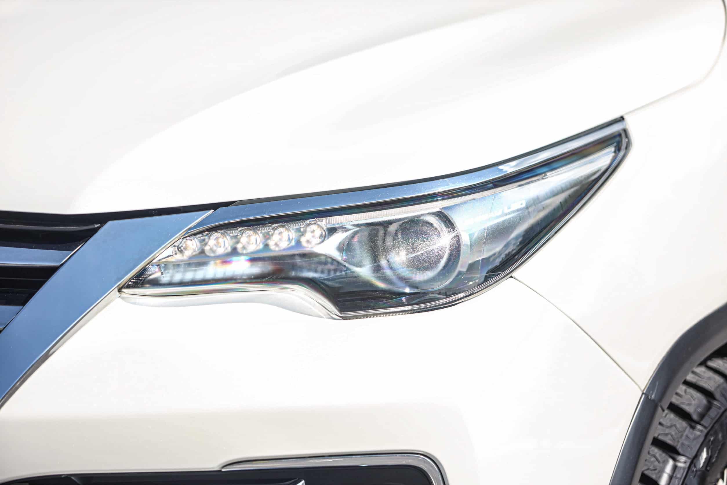 Toyota Fortuner 2.4 V 2WD PF-รถบ้านมือสอง
