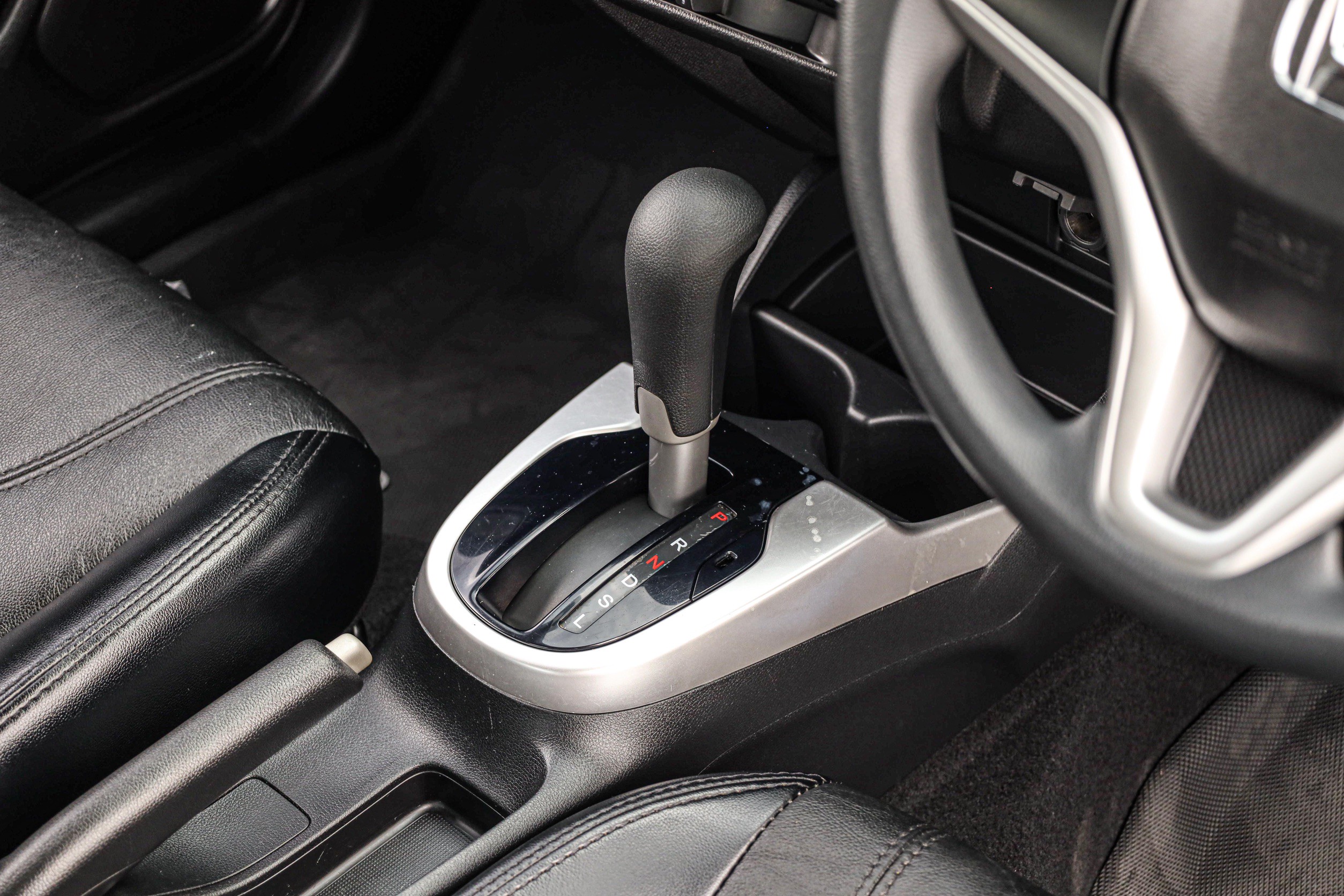 Honda Jazz GK S PF-รถบ้านมือสอง