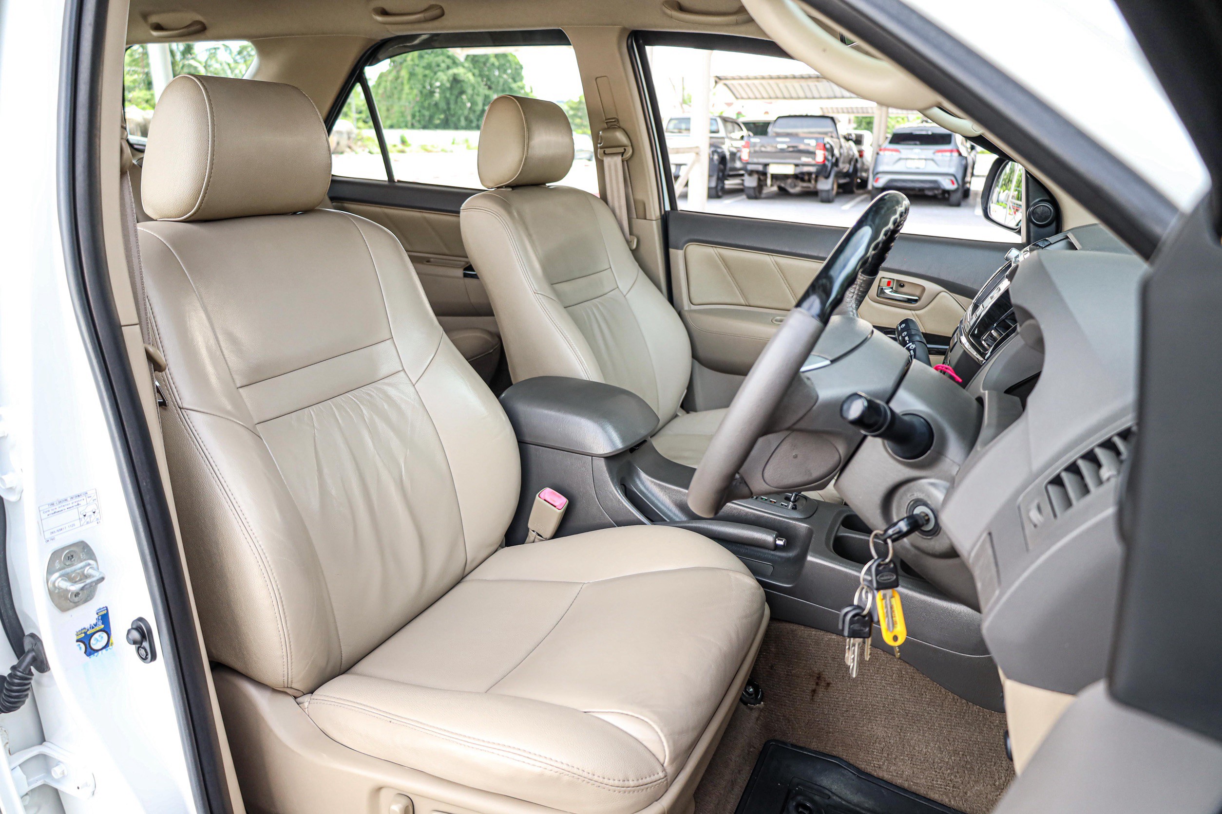 Toyota Fortuner 2.7 V PF-รถบ้านมือสอง