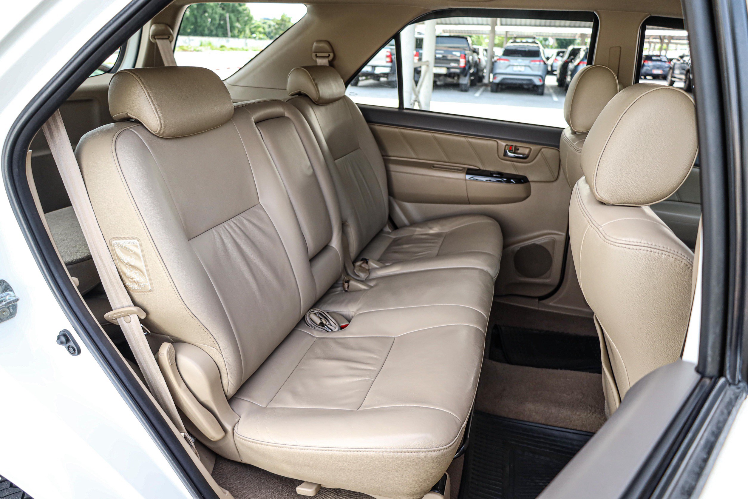 Toyota Fortuner 2.7 V PF-รถบ้านมือสอง