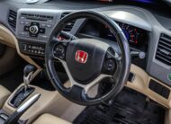Honda Civic FB 1.8 E PF-รถบ้านมือสอง