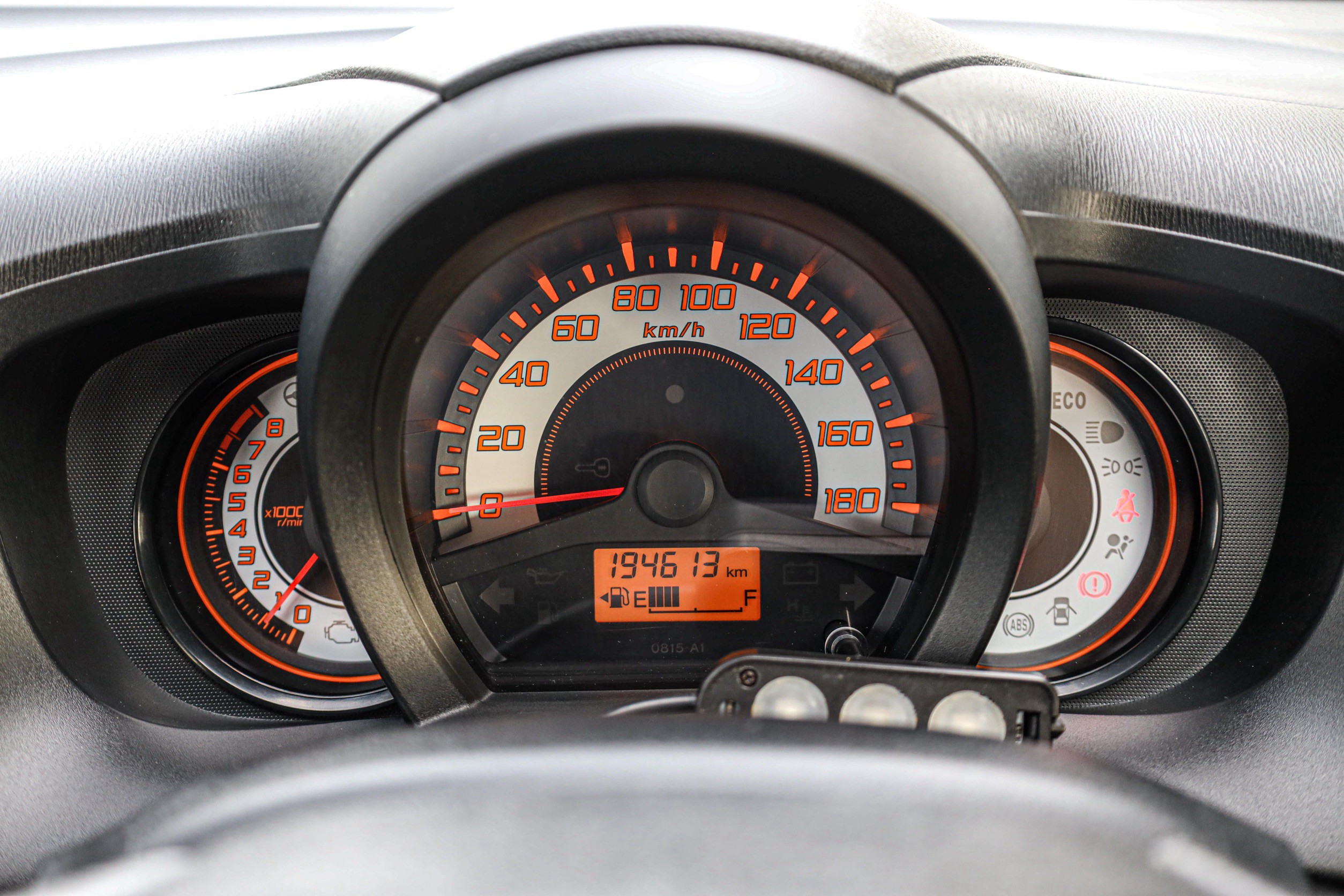 Honda Brio V MT PF-รถบ้านมือสอง